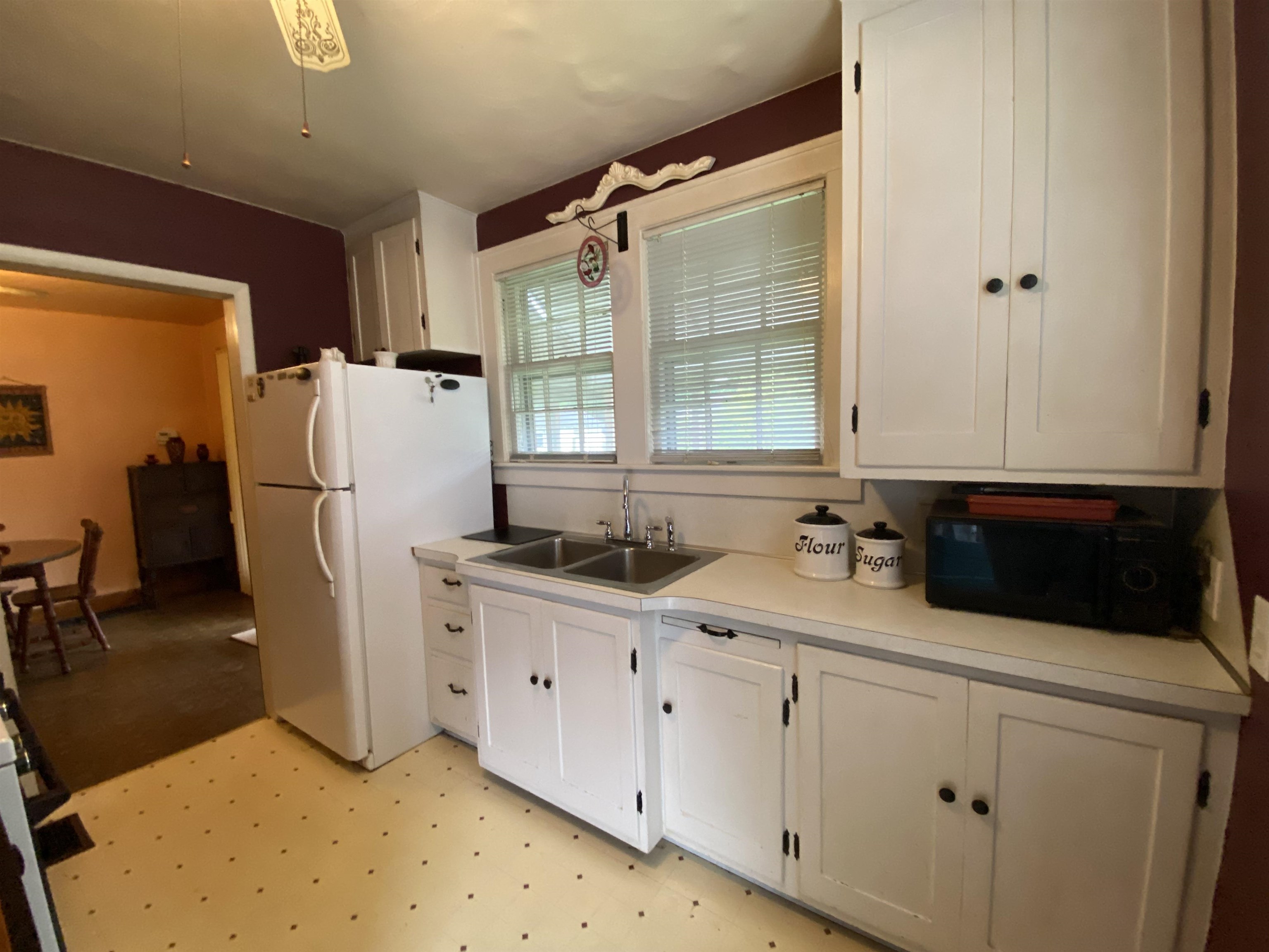 1412 Parrish Ct., Owensboro, Kentucky 42301, 2 Bedrooms Bedrooms, ,1 BathroomBathrooms,Single Family Residence,For Sale,Parrish Ct.,89778
