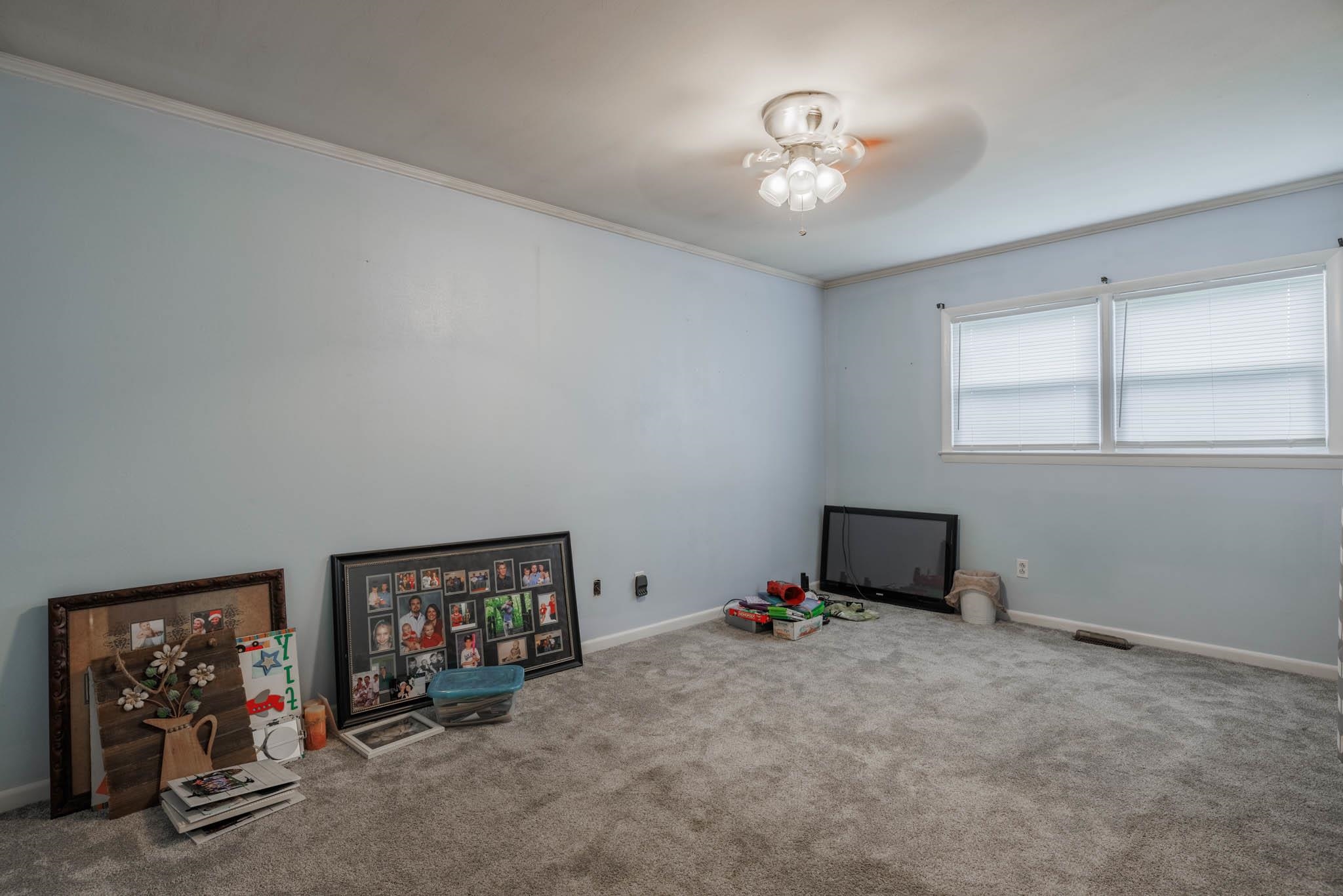 2400 Cavalcade Dr, Owensboro, Kentucky 42301, 3 Bedrooms Bedrooms, ,2 BathroomsBathrooms,Single Family Residence,For Sale,Cavalcade Dr,89780