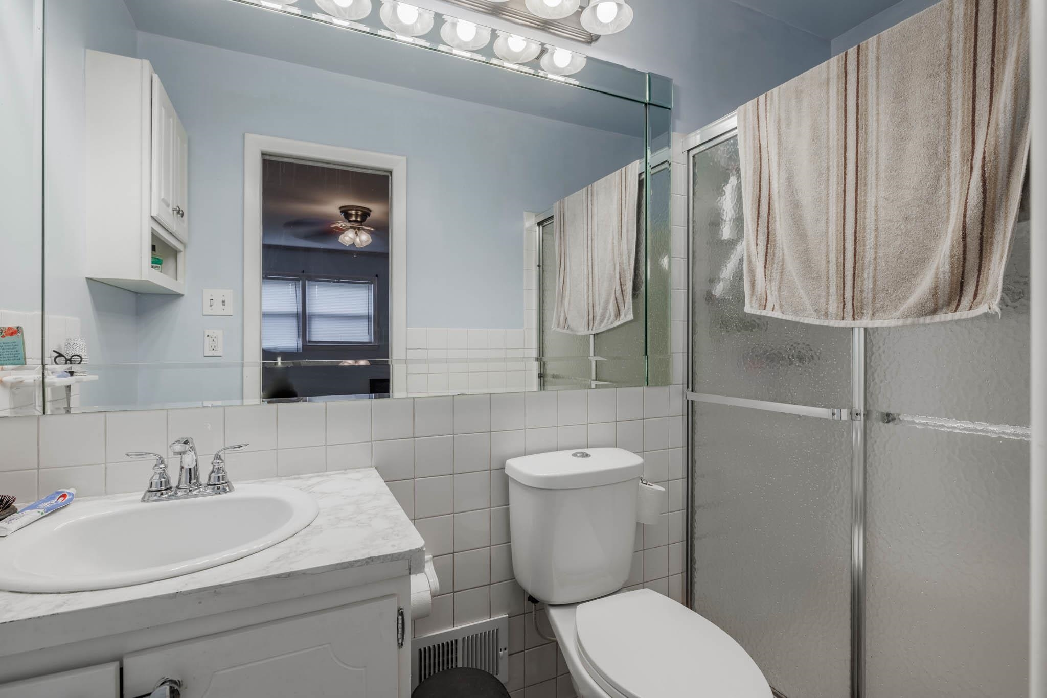2400 Cavalcade Dr, Owensboro, Kentucky 42301, 3 Bedrooms Bedrooms, ,2 BathroomsBathrooms,Single Family Residence,For Sale,Cavalcade Dr,89780