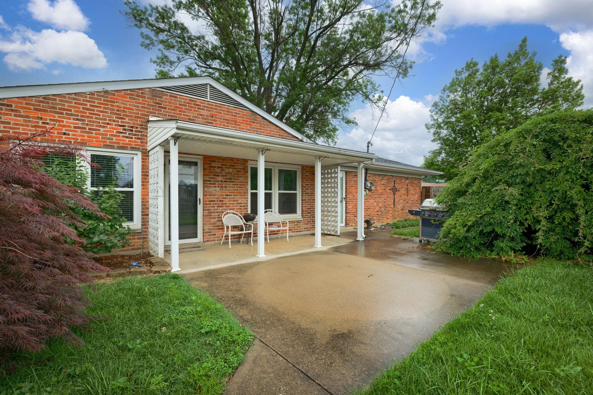 2400 Cavalcade Dr, Owensboro, Kentucky 42301, 3 Bedrooms Bedrooms, ,2 BathroomsBathrooms,Single Family Residence,For Sale,Cavalcade Dr,89780
