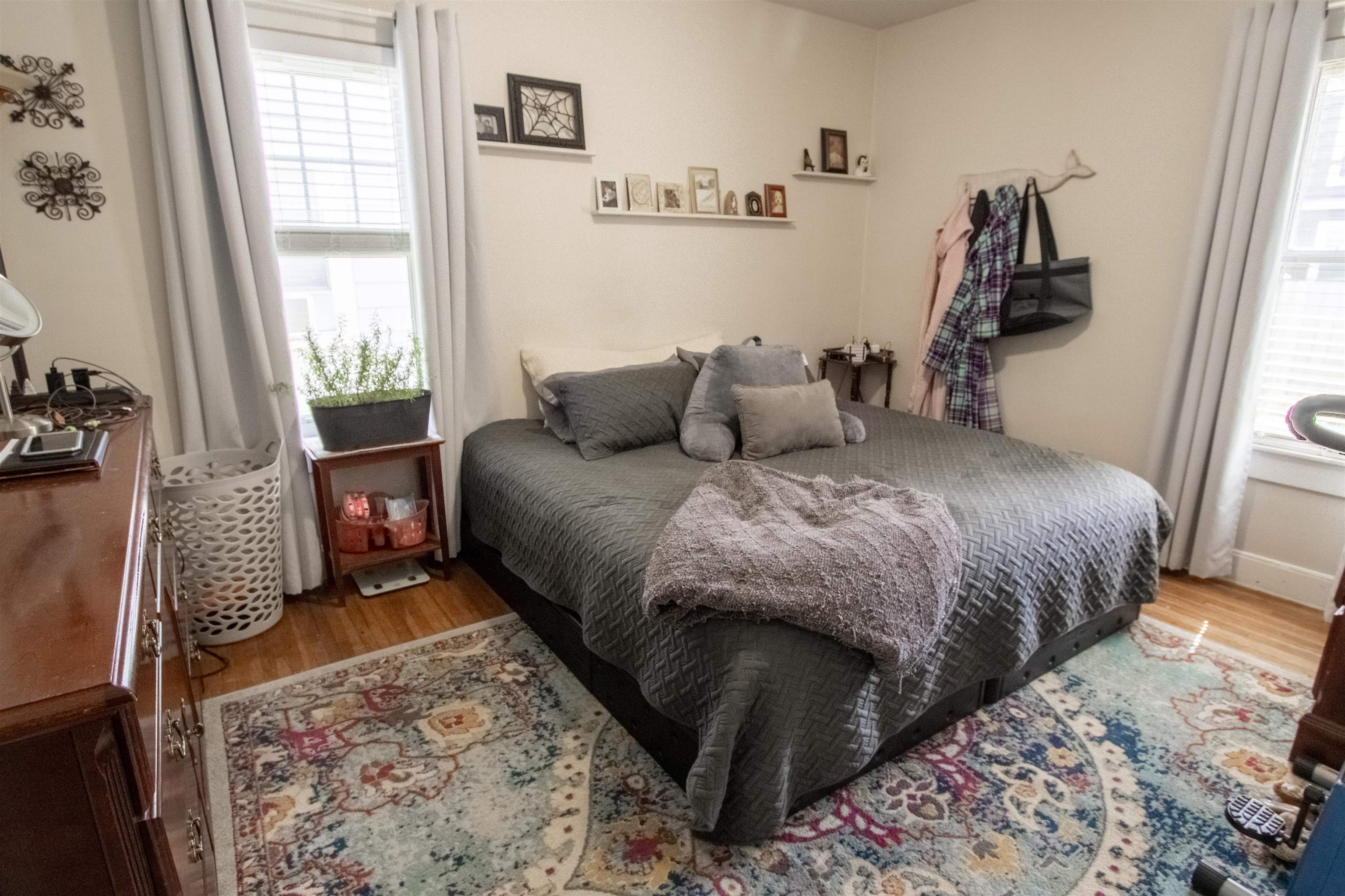 1634 Daviess Street, Owensboro, Kentucky 42303, 4 Bedrooms Bedrooms, ,1 BathroomBathrooms,Single Family Residence,For Sale,Daviess Street,89782