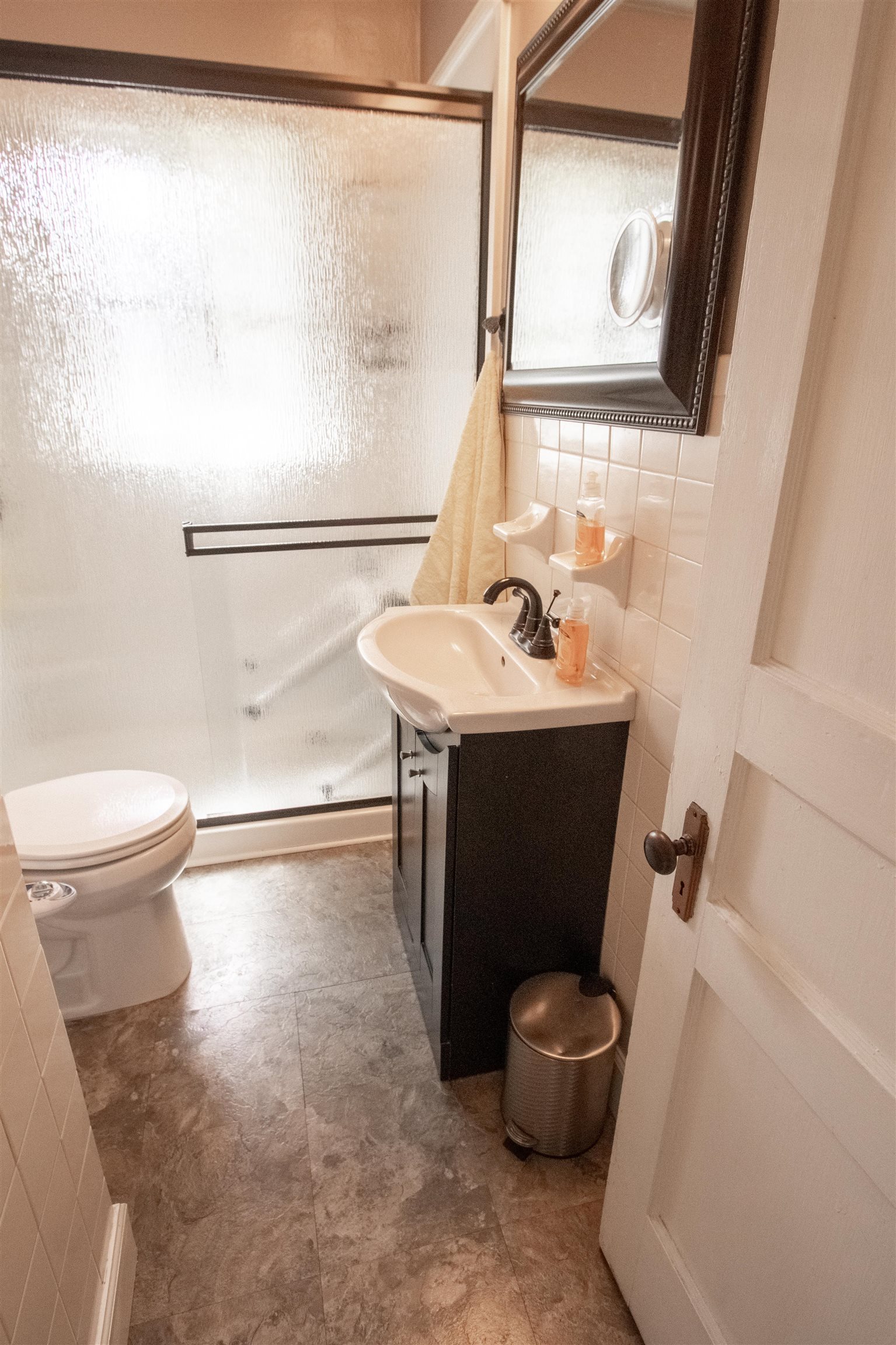 1634 Daviess Street, Owensboro, Kentucky 42303, 4 Bedrooms Bedrooms, ,1 BathroomBathrooms,Single Family Residence,For Sale,Daviess Street,89782