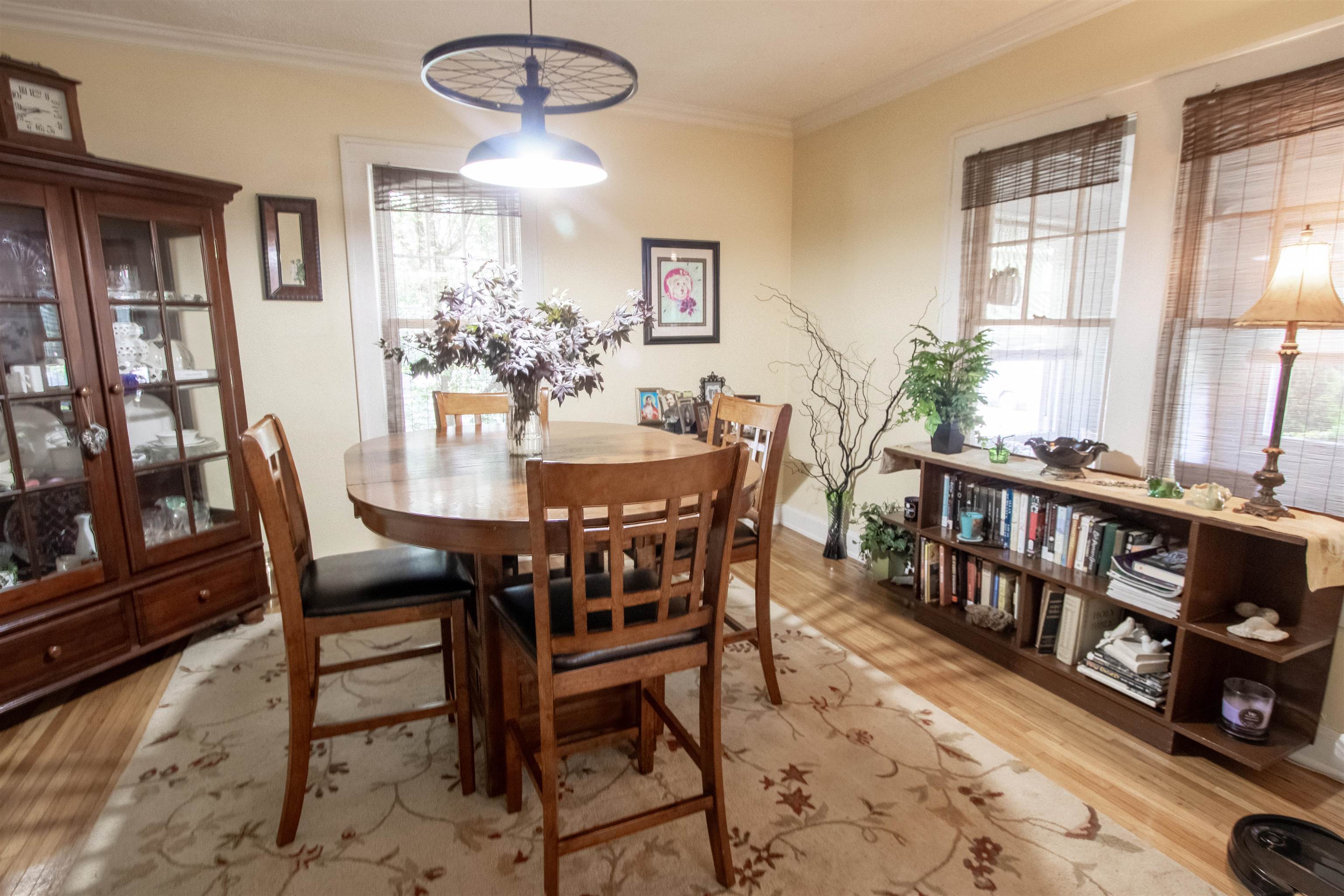 1634 Daviess Street, Owensboro, Kentucky 42303, 4 Bedrooms Bedrooms, ,1 BathroomBathrooms,Single Family Residence,For Sale,Daviess Street,89782