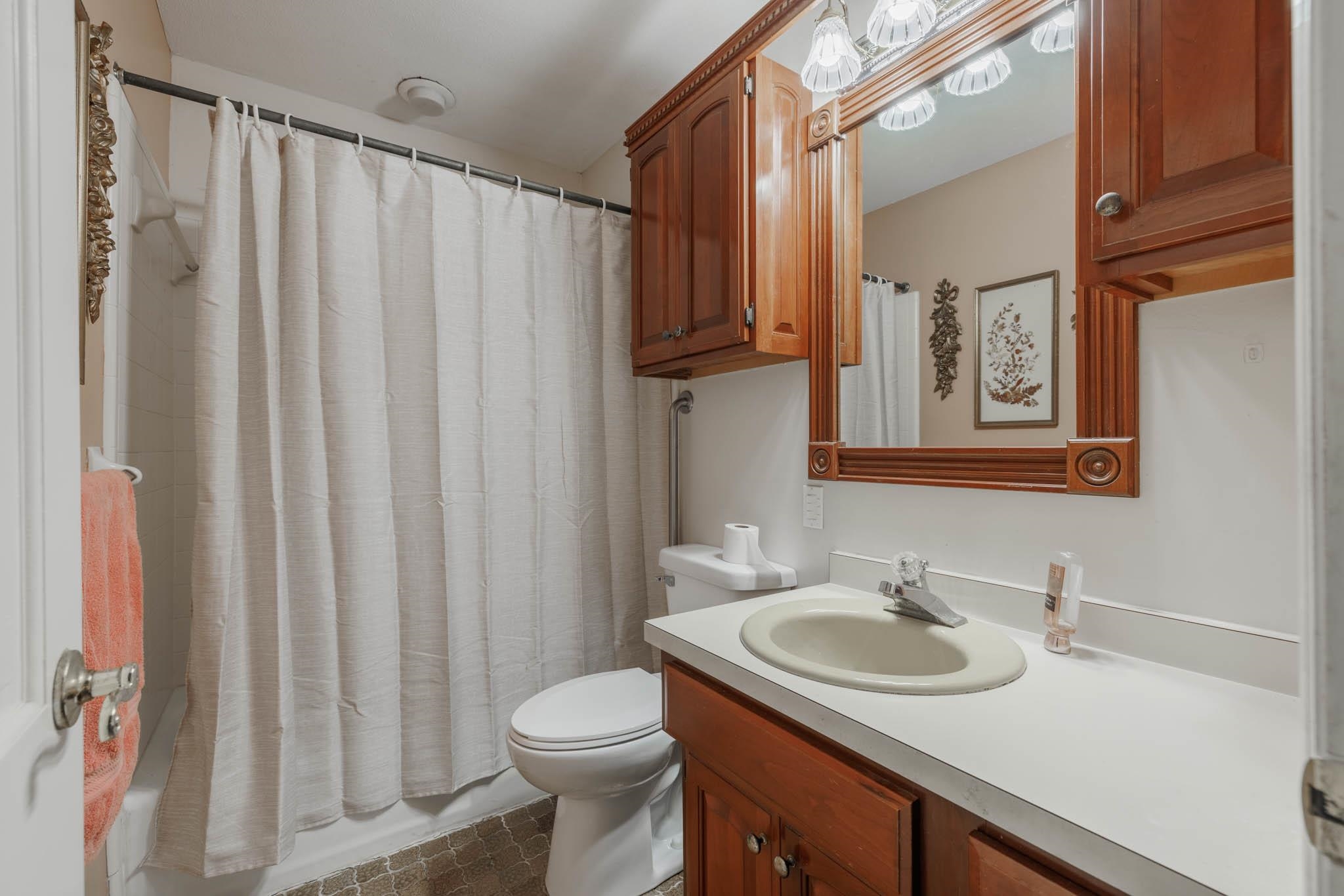 1623 Chapel Lane, Owensboro, Kentucky 42301, 3 Bedrooms Bedrooms, ,2 BathroomsBathrooms,Single Family Residence,For Sale,Chapel Lane,89783