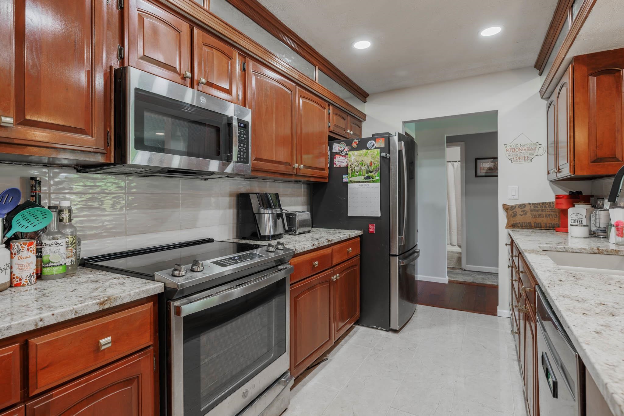 1623 Chapel Lane, Owensboro, Kentucky 42301, 3 Bedrooms Bedrooms, ,2 BathroomsBathrooms,Single Family Residence,For Sale,Chapel Lane,89783