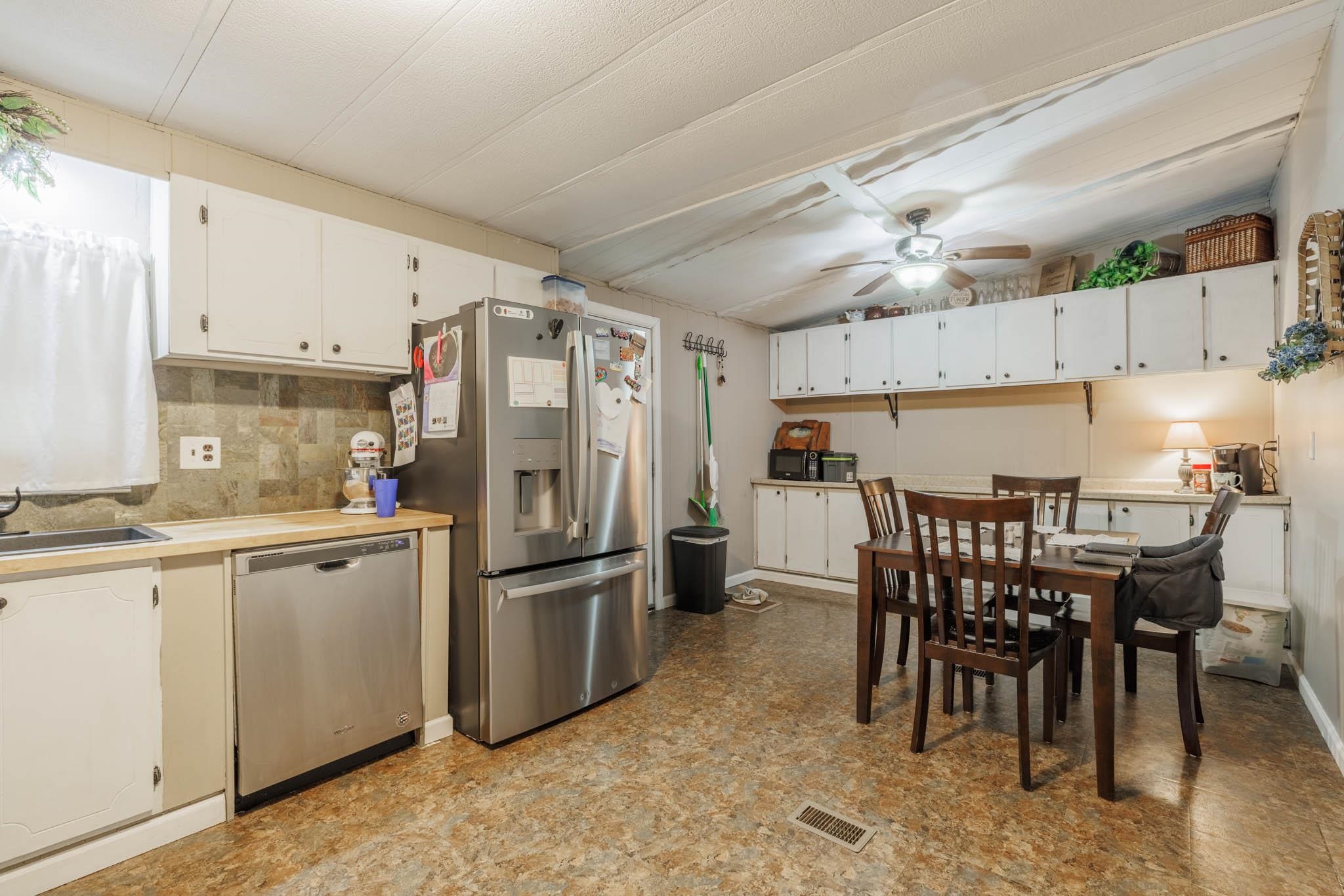 4324 Ridge Road, Philpot, Kentucky 42366, 3 Bedrooms Bedrooms, ,1 BathroomBathrooms,Manufactured Home,For Sale,Ridge Road,89784
