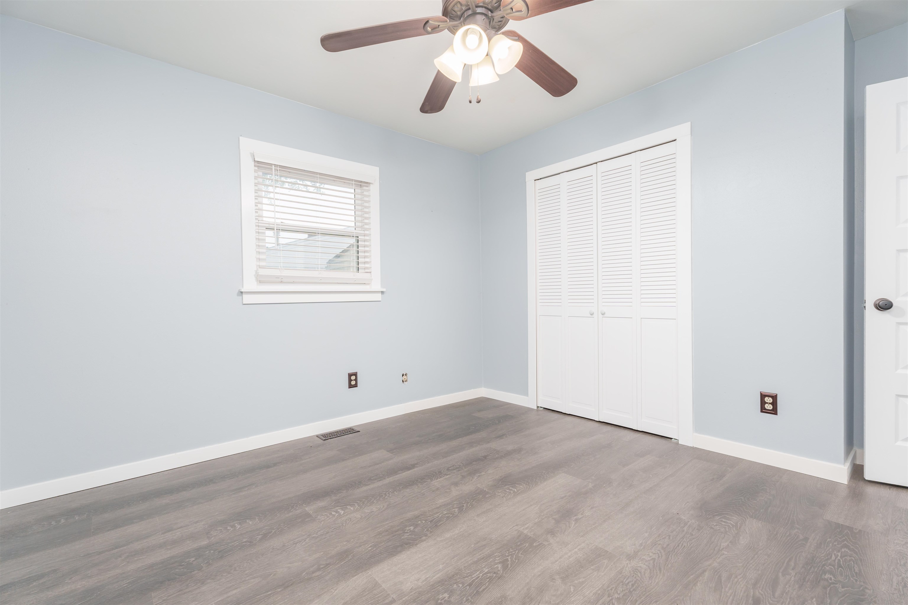 213 Holmes Dr, Owensboro, Kentucky 42303, 3 Bedrooms Bedrooms, ,1 BathroomBathrooms,Single Family Residence,For Sale,Holmes Dr,89788