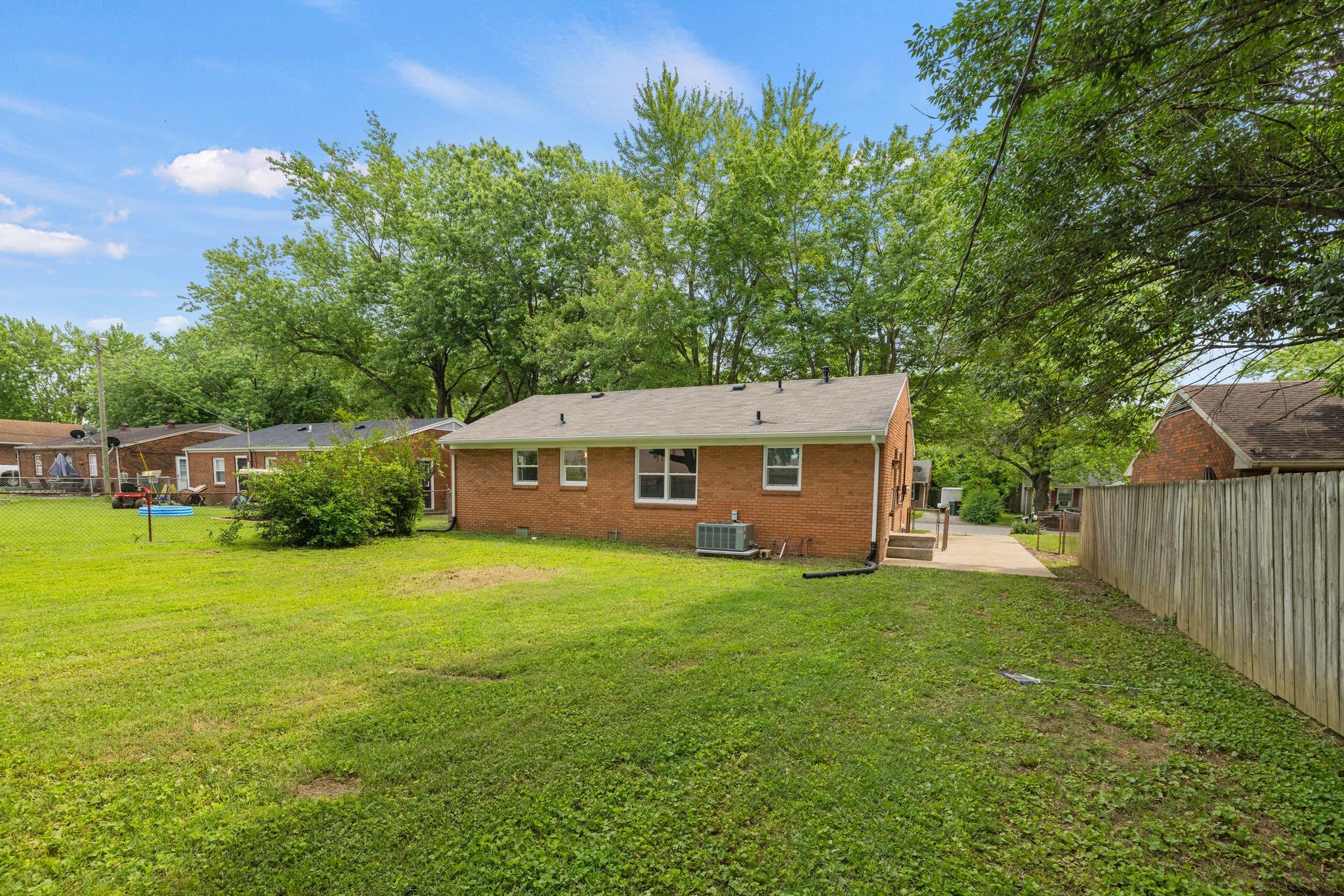 2039 Graham Lane East, Owensboro, Kentucky 42303, 3 Bedrooms Bedrooms, ,1 BathroomBathrooms,Single Family Residence,For Sale,Graham Lane East,89789