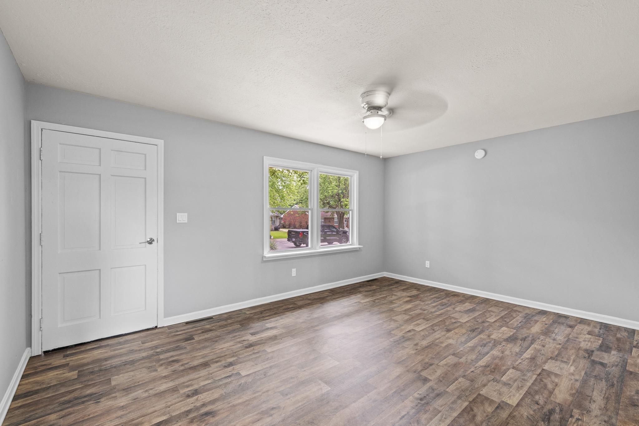 2039 Graham Lane East, Owensboro, Kentucky 42303, 3 Bedrooms Bedrooms, ,1 BathroomBathrooms,Single Family Residence,For Sale,Graham Lane East,89789