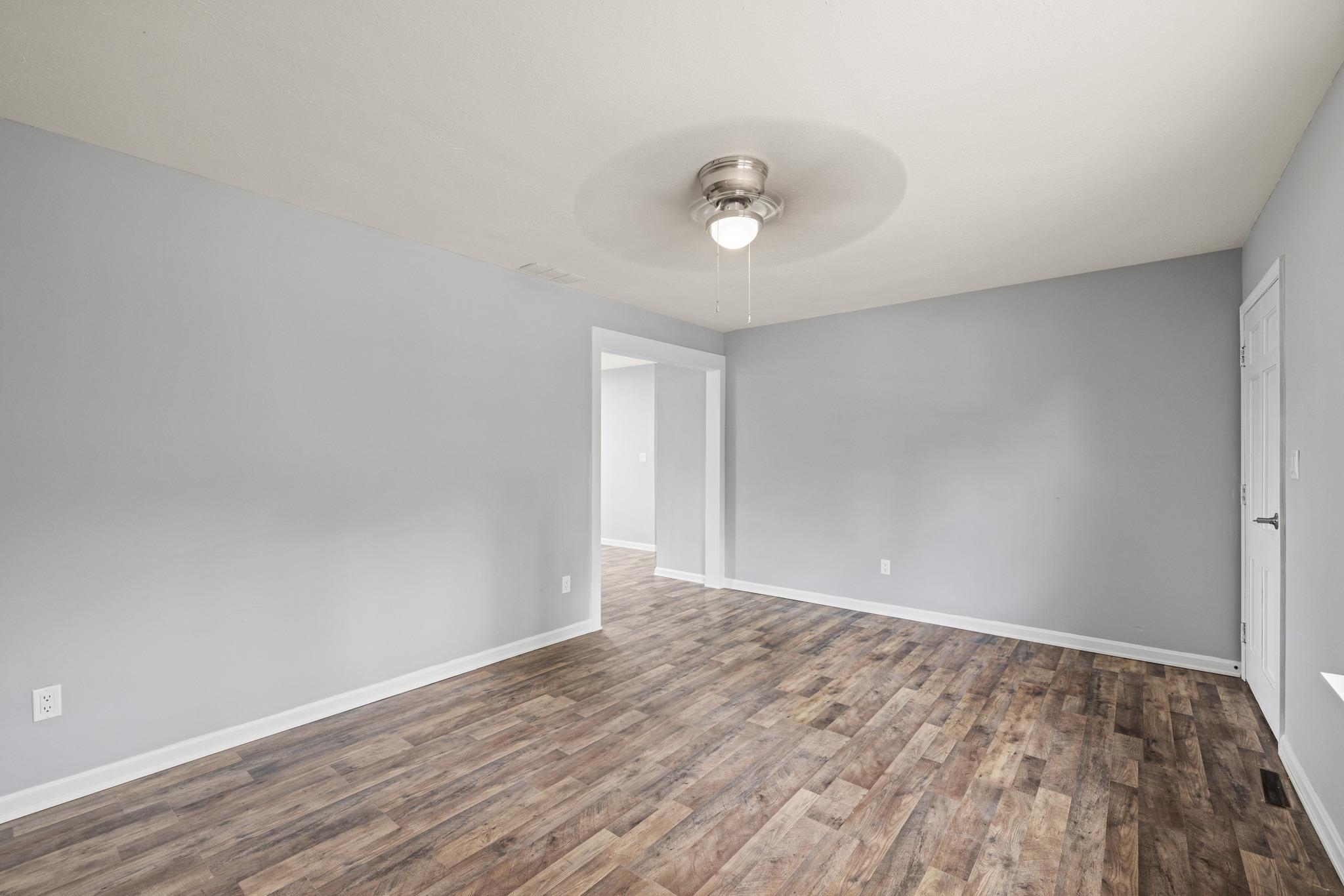 2039 Graham Lane East, Owensboro, Kentucky 42303, 3 Bedrooms Bedrooms, ,1 BathroomBathrooms,Single Family Residence,For Sale,Graham Lane East,89789