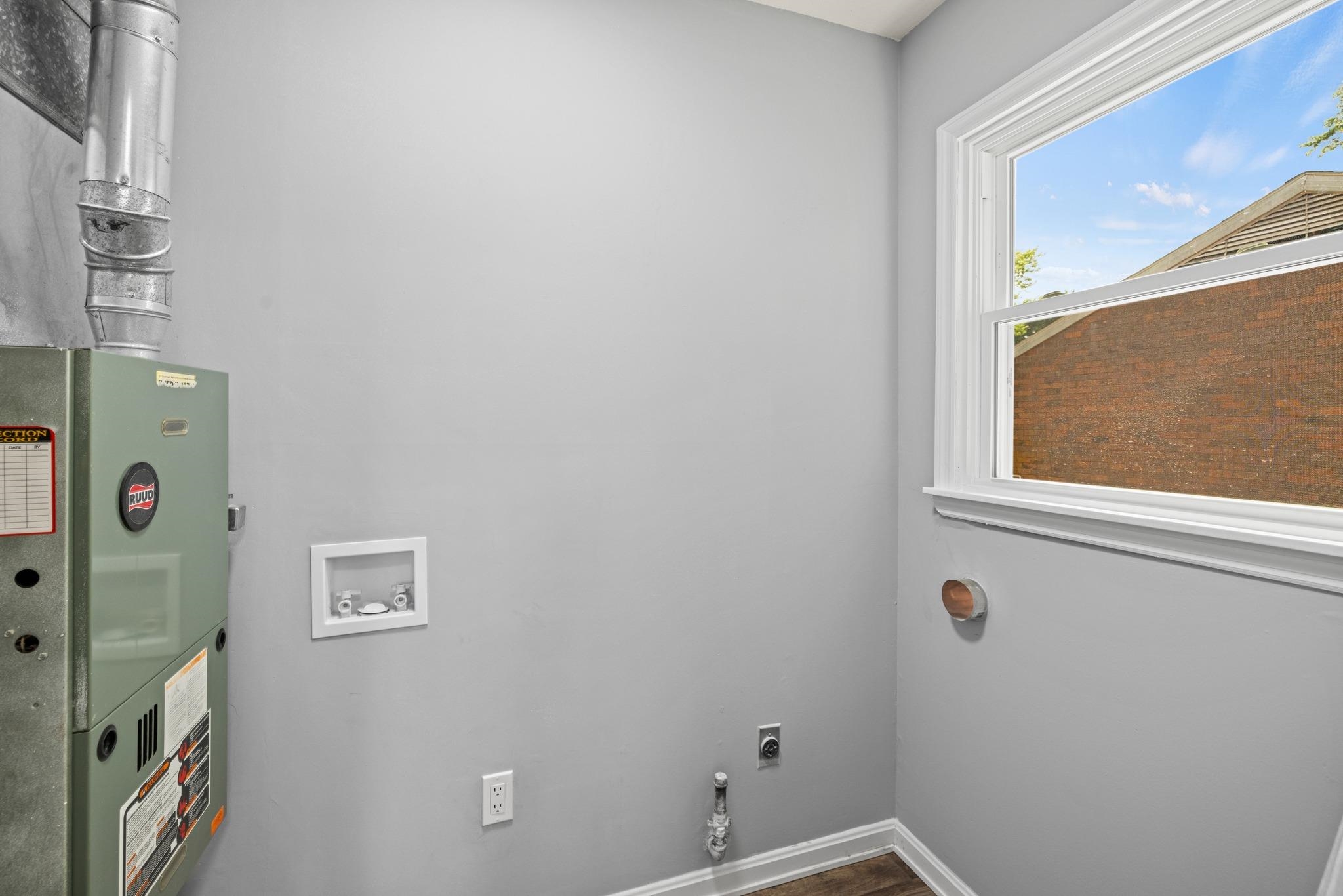 2039 Graham Lane East, Owensboro, Kentucky 42303, 3 Bedrooms Bedrooms, ,1 BathroomBathrooms,Single Family Residence,For Sale,Graham Lane East,89789