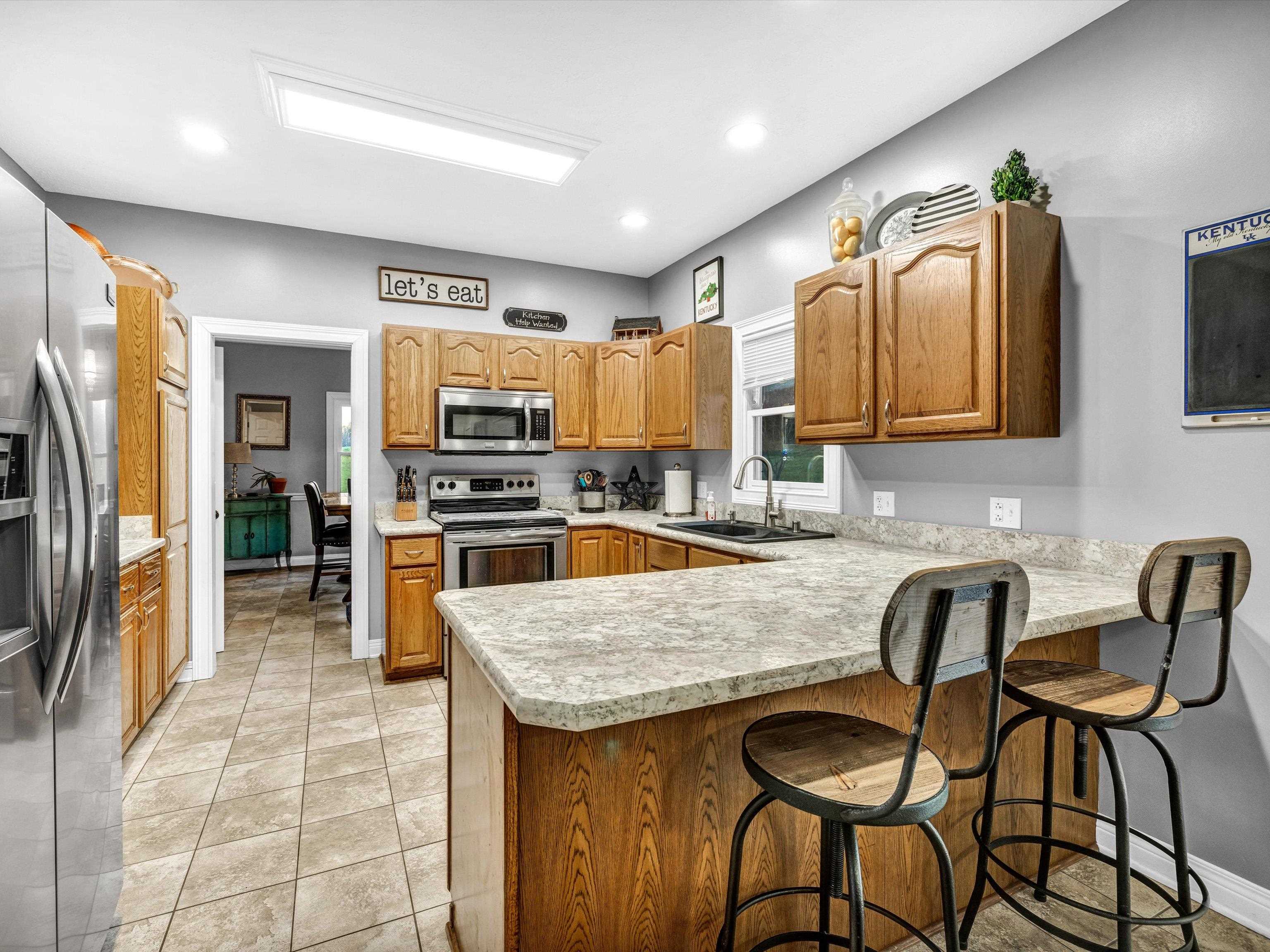 4785 Bratcher Hill Road, Philpot, Kentucky 42366, 3 Bedrooms Bedrooms, ,3 BathroomsBathrooms,Single Family Residence,For Sale,Bratcher Hill Road,89793
