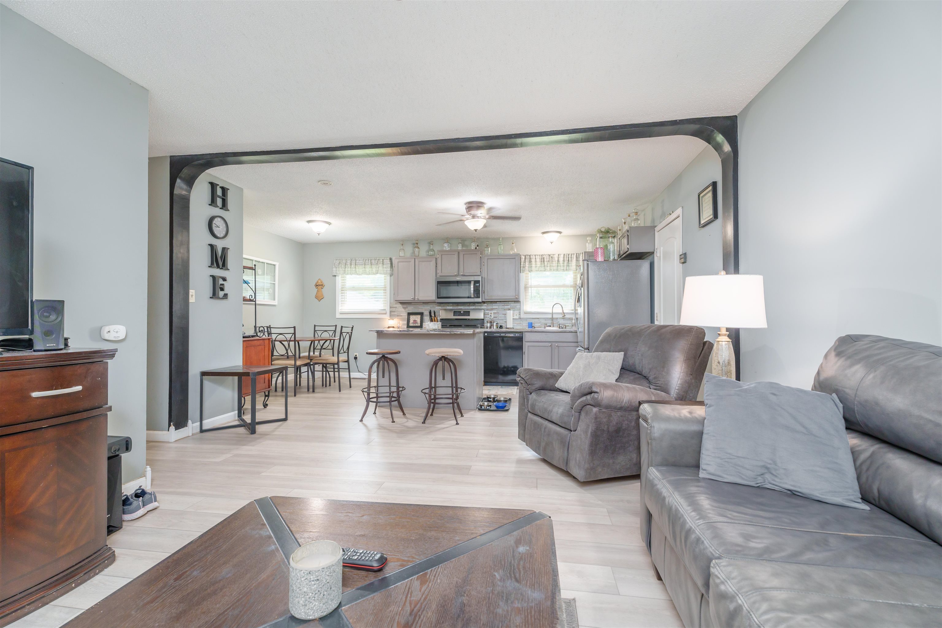 186 Martin Way, Owensboro, Kentucky 42301, 3 Bedrooms Bedrooms, ,1 BathroomBathrooms,Single Family Residence,For Sale,Martin Way,89795