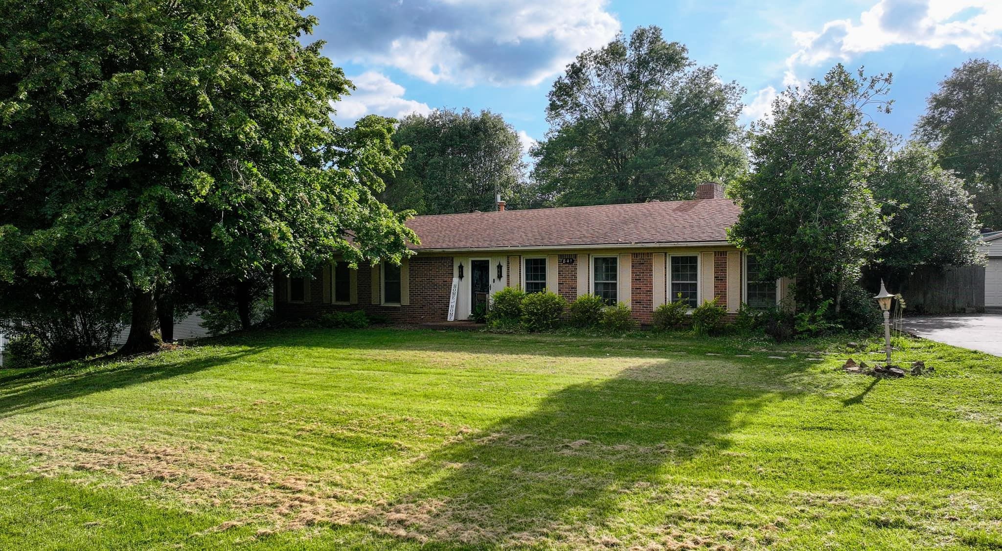 841 Hill Street, Livermore, Kentucky 42352, 3 Bedrooms Bedrooms, ,2 BathroomsBathrooms,Single Family Residence,For Sale,Hill Street,89796