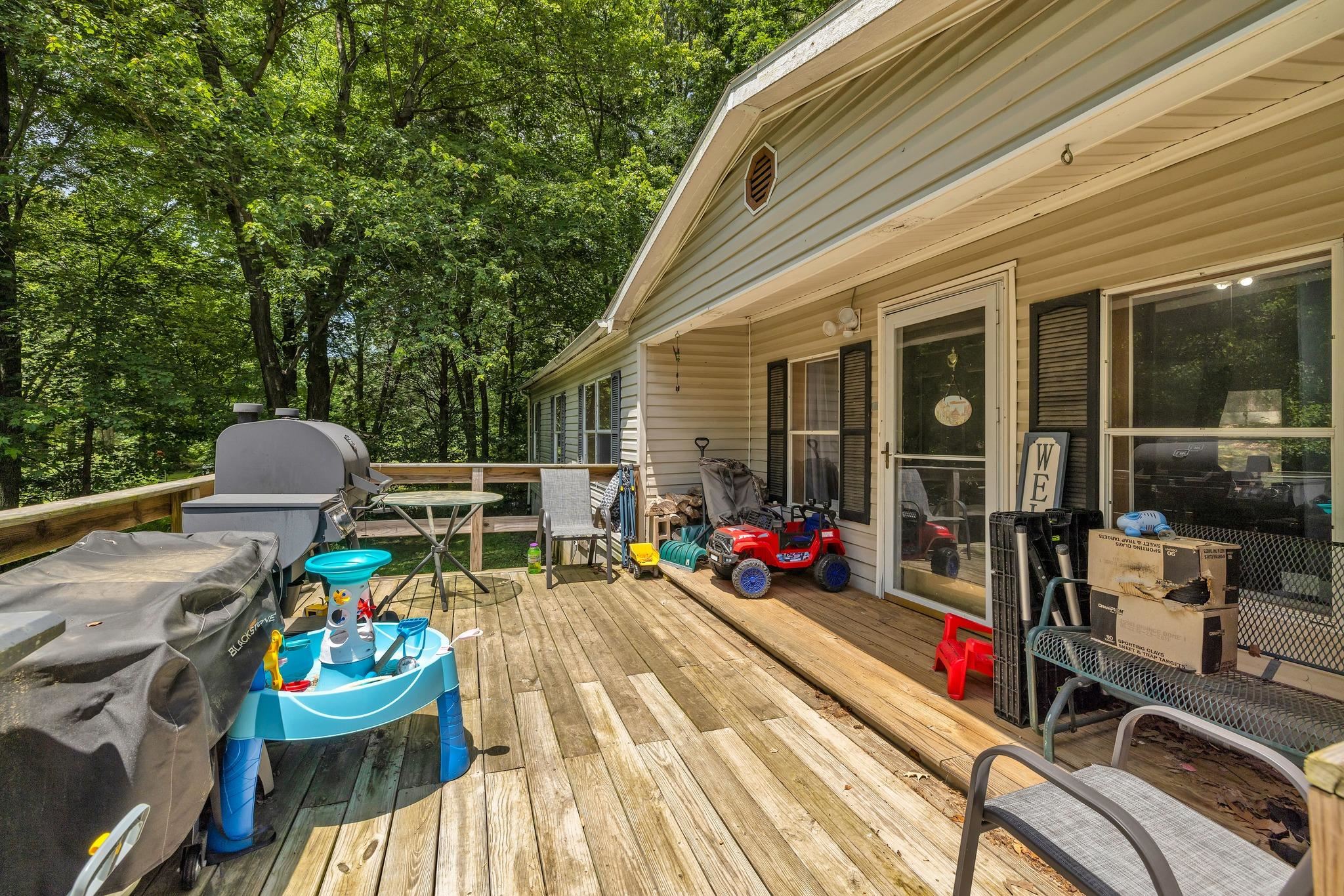 8041 State Route 762, Philpot, Kentucky 42366, 3 Bedrooms Bedrooms, ,2 BathroomsBathrooms,Single Family Residence,For Sale,State Route 762,89803