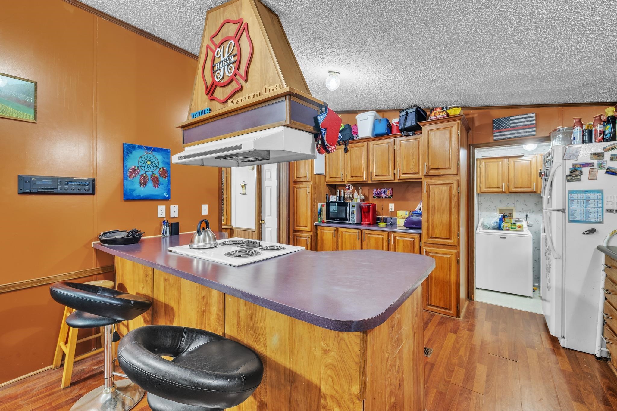 8041 State Route 762, Philpot, Kentucky 42366, 3 Bedrooms Bedrooms, ,2 BathroomsBathrooms,Single Family Residence,For Sale,State Route 762,89803