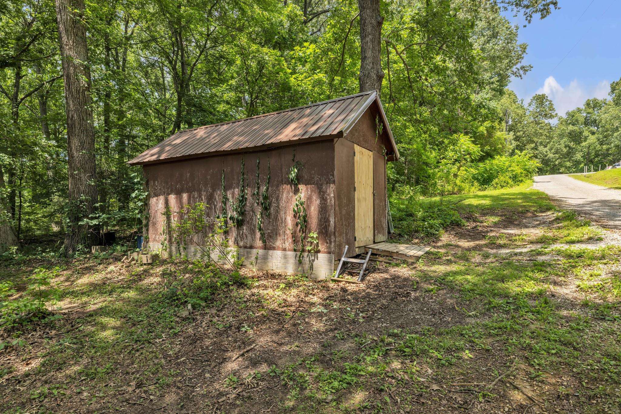 8041 State Route 762, Philpot, Kentucky 42366, 3 Bedrooms Bedrooms, ,2 BathroomsBathrooms,Single Family Residence,For Sale,State Route 762,89803