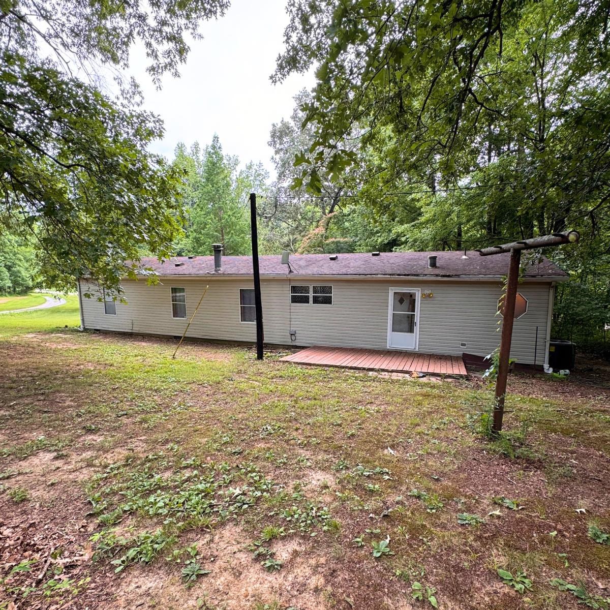 8041 State Route 762, Philpot, Kentucky 42366, 3 Bedrooms Bedrooms, ,2 BathroomsBathrooms,Single Family Residence,For Sale,State Route 762,89803