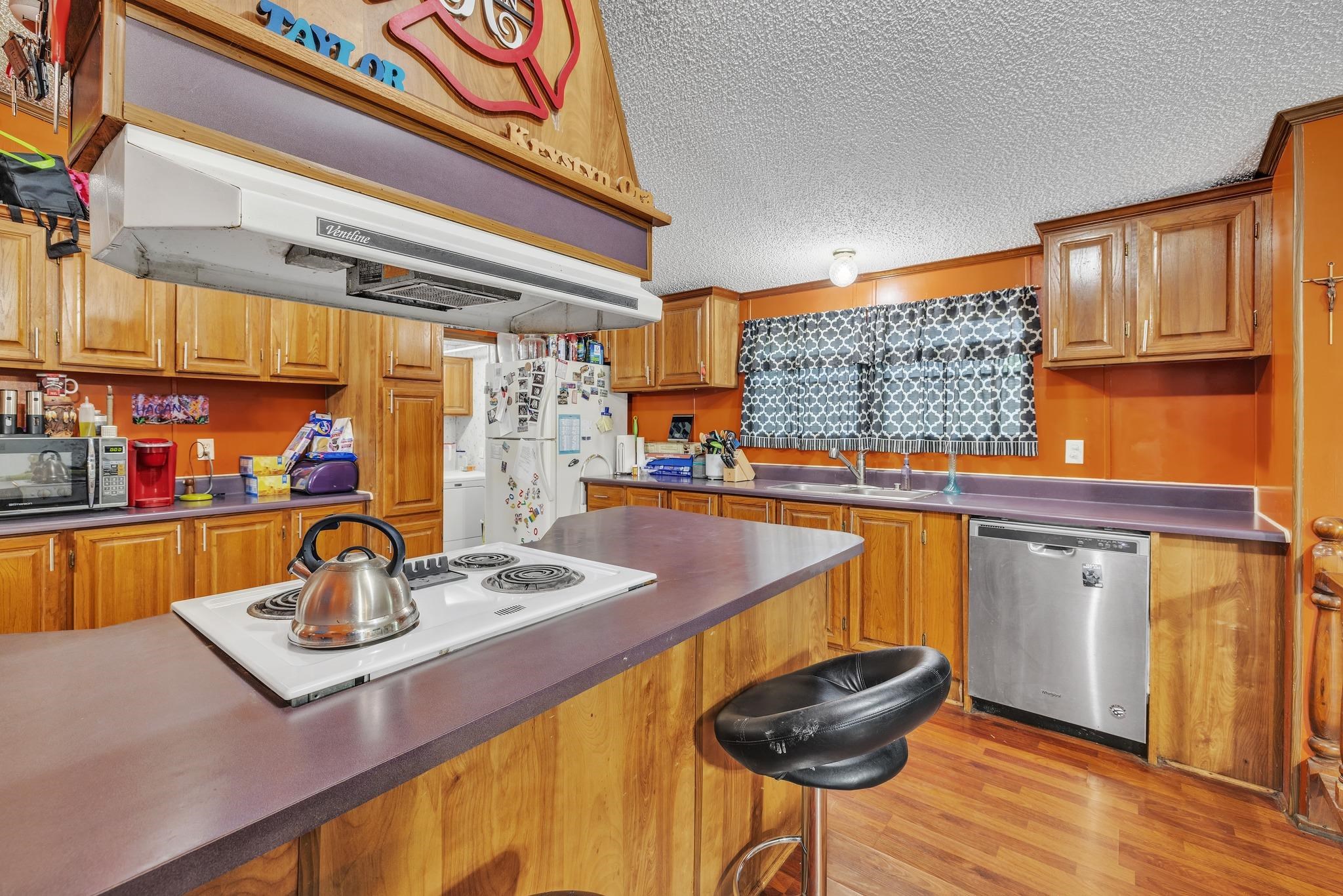 8041 State Route 762, Philpot, Kentucky 42366, 3 Bedrooms Bedrooms, ,2 BathroomsBathrooms,Single Family Residence,For Sale,State Route 762,89803