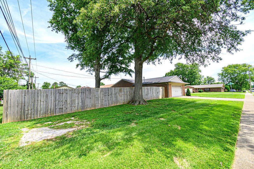 2532 Canonero Loop, Owensboro, Kentucky 42301, 3 Bedrooms Bedrooms, ,2 BathroomsBathrooms,Single Family Residence,For Sale,Canonero Loop,89805