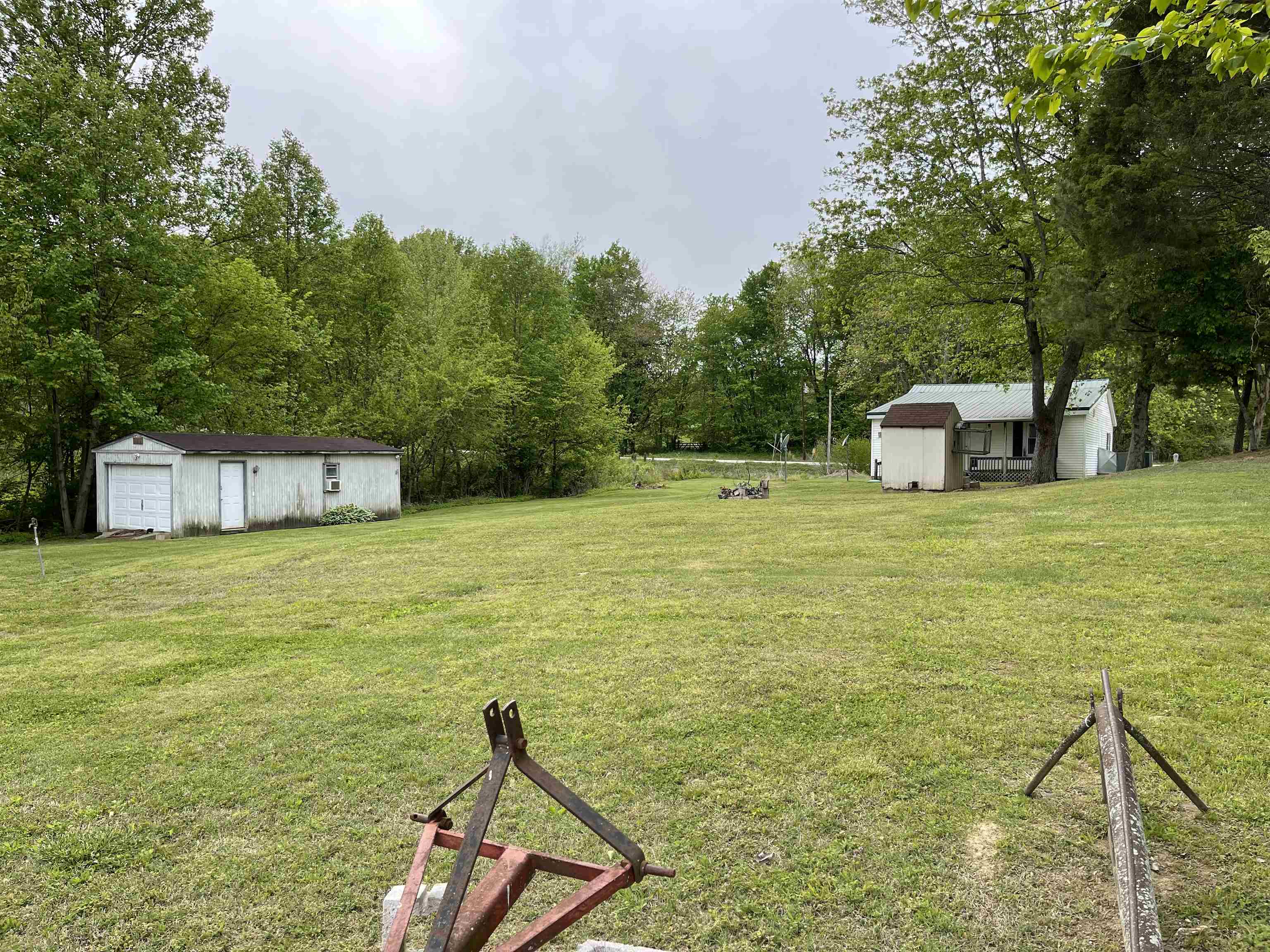 3756 State Route 56 N, Calhoun, Kentucky 42327, 2 Bedrooms Bedrooms, ,1 BathroomBathrooms,Farm,For Sale,State Route 56 N,89807