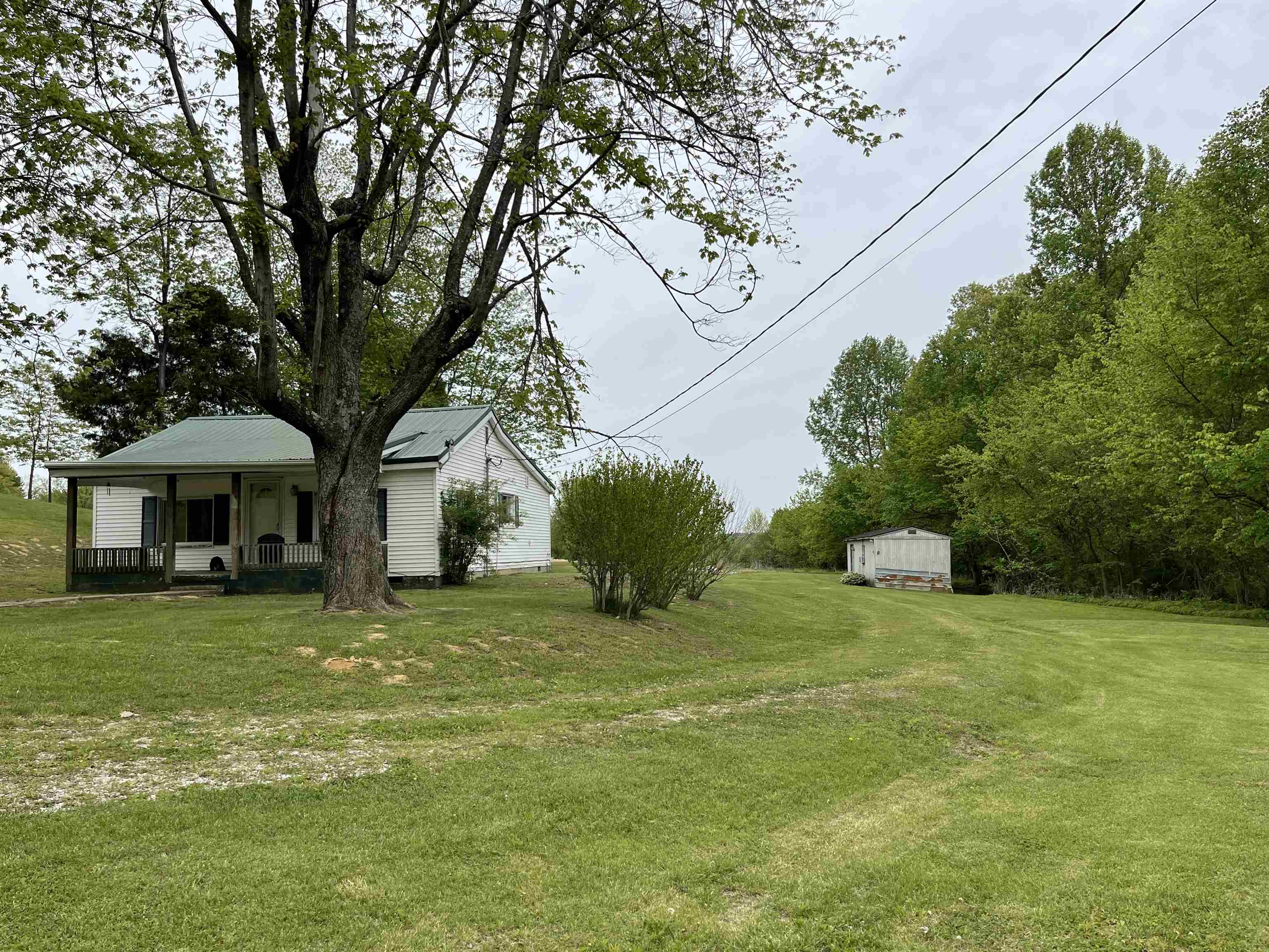 3756 State Route 56 N, Calhoun, Kentucky 42327, 2 Bedrooms Bedrooms, ,1 BathroomBathrooms,Farm,For Sale,State Route 56 N,89807