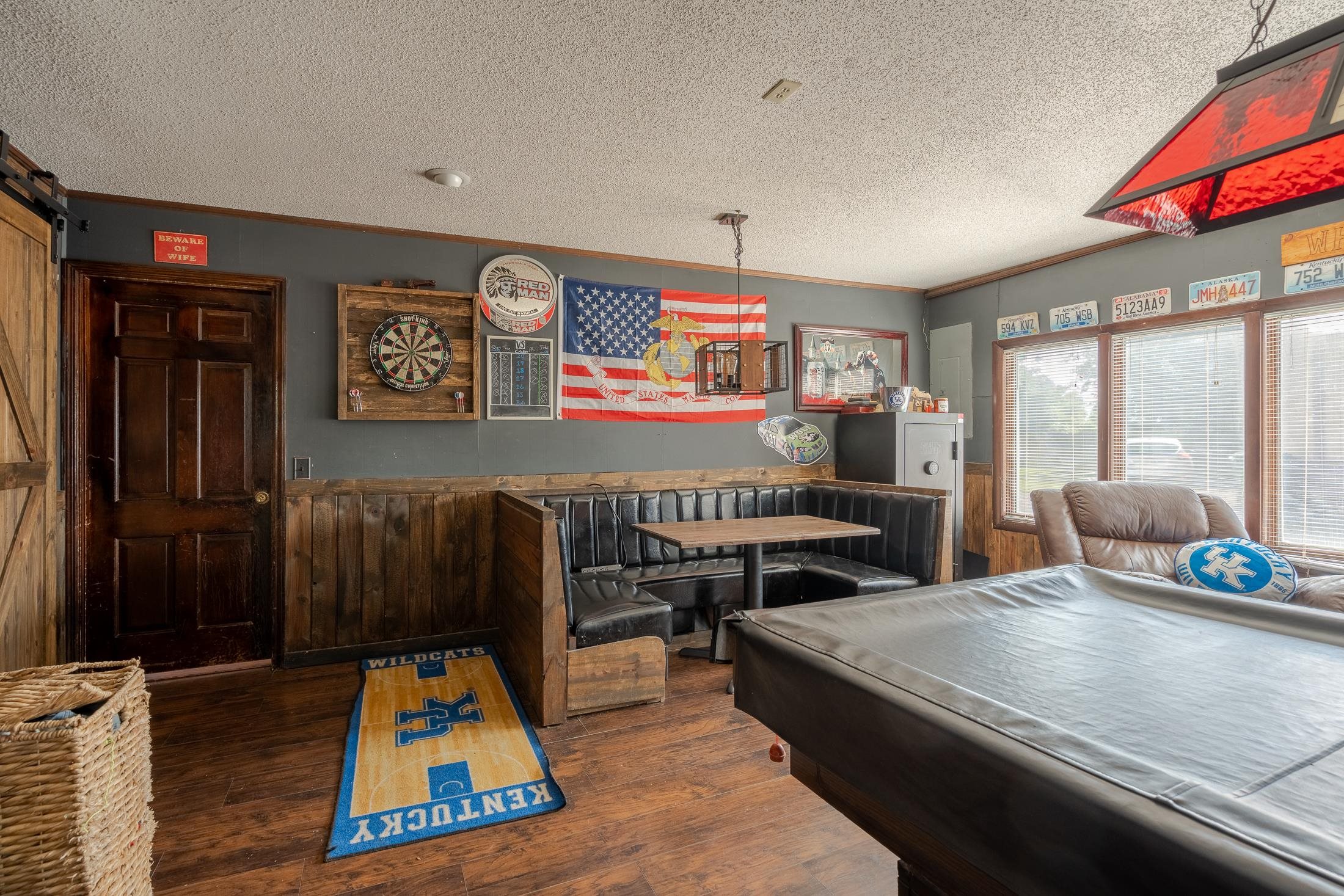 1646 Springdale Drive, Owensboro, Kentucky 42301, 5 Bedrooms Bedrooms, ,2 BathroomsBathrooms,Single Family Residence,For Sale,Springdale Drive,89811