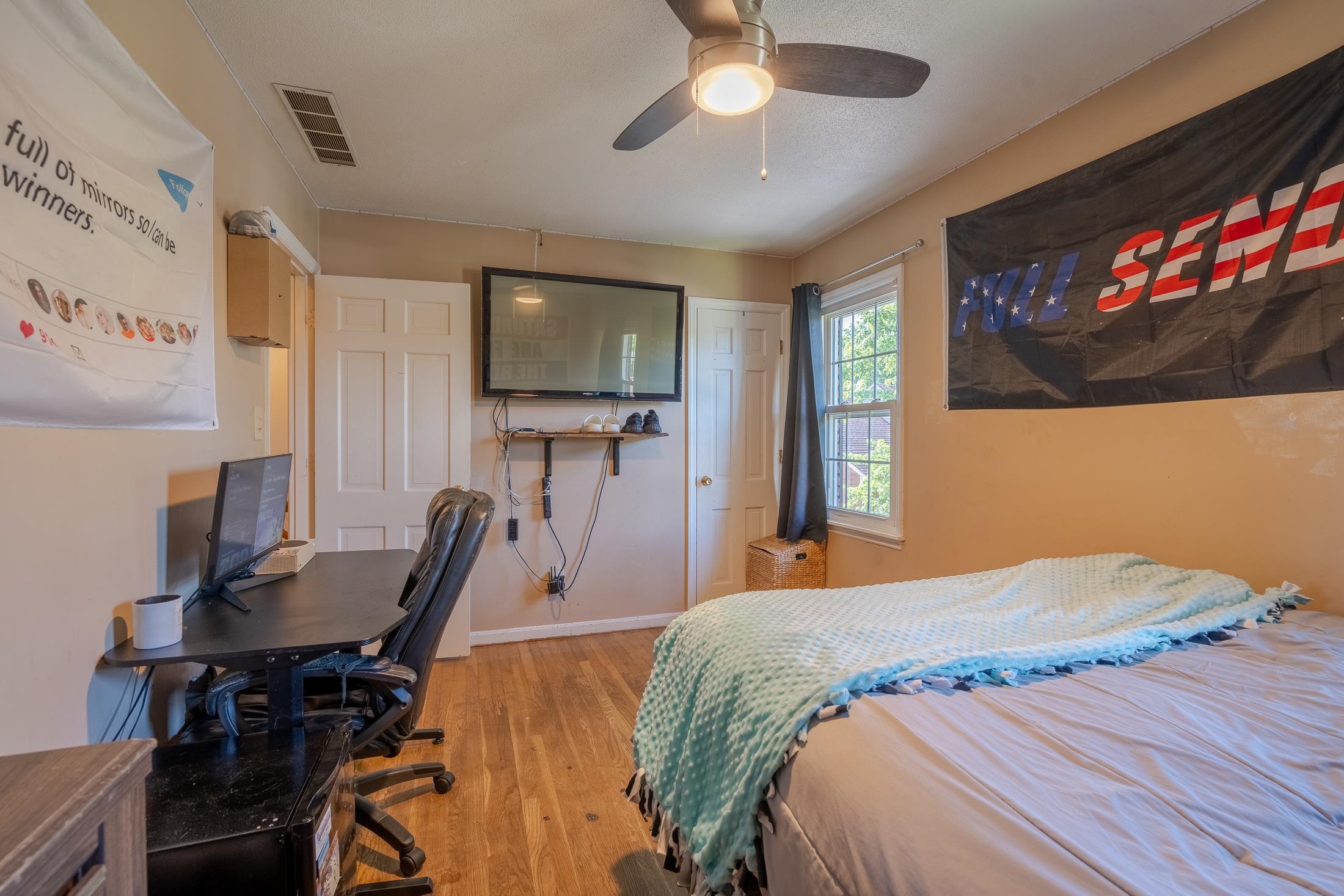 1646 Springdale Drive, Owensboro, Kentucky 42301, 5 Bedrooms Bedrooms, ,2 BathroomsBathrooms,Single Family Residence,For Sale,Springdale Drive,89811