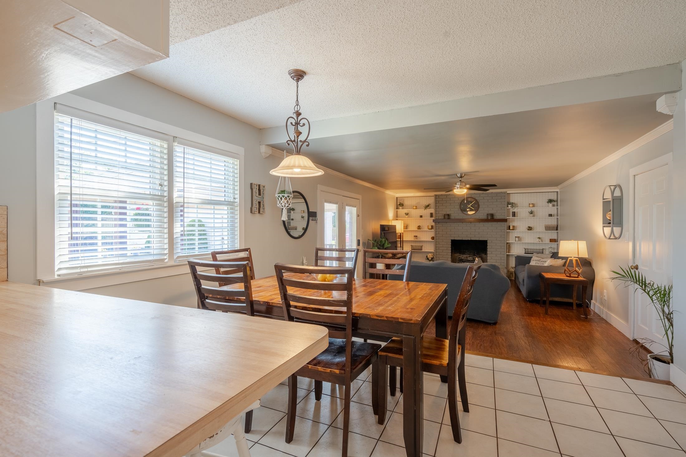 1646 Springdale Drive, Owensboro, Kentucky 42301, 5 Bedrooms Bedrooms, ,2 BathroomsBathrooms,Single Family Residence,For Sale,Springdale Drive,89811