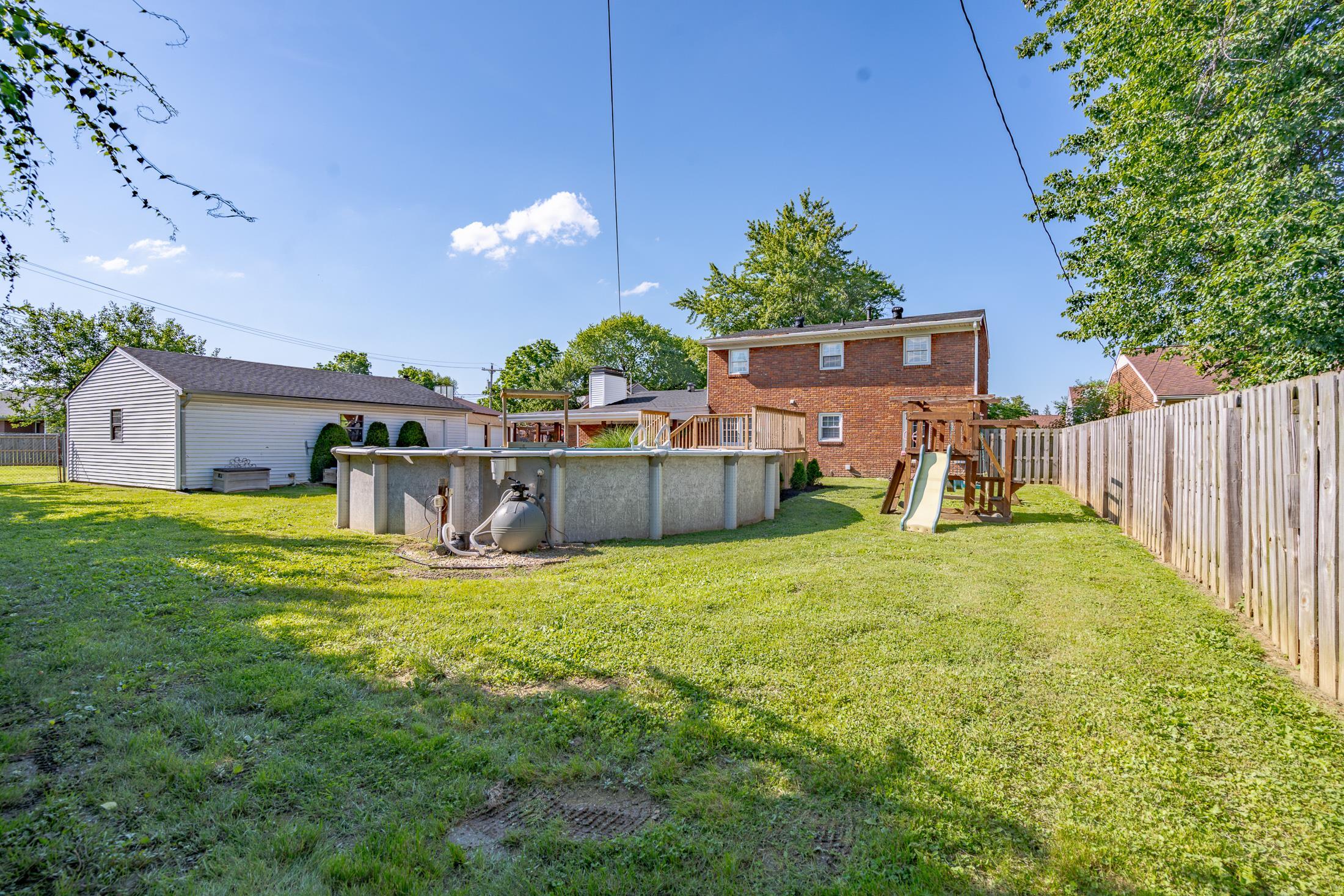 1646 Springdale Drive, Owensboro, Kentucky 42301, 5 Bedrooms Bedrooms, ,2 BathroomsBathrooms,Single Family Residence,For Sale,Springdale Drive,89811