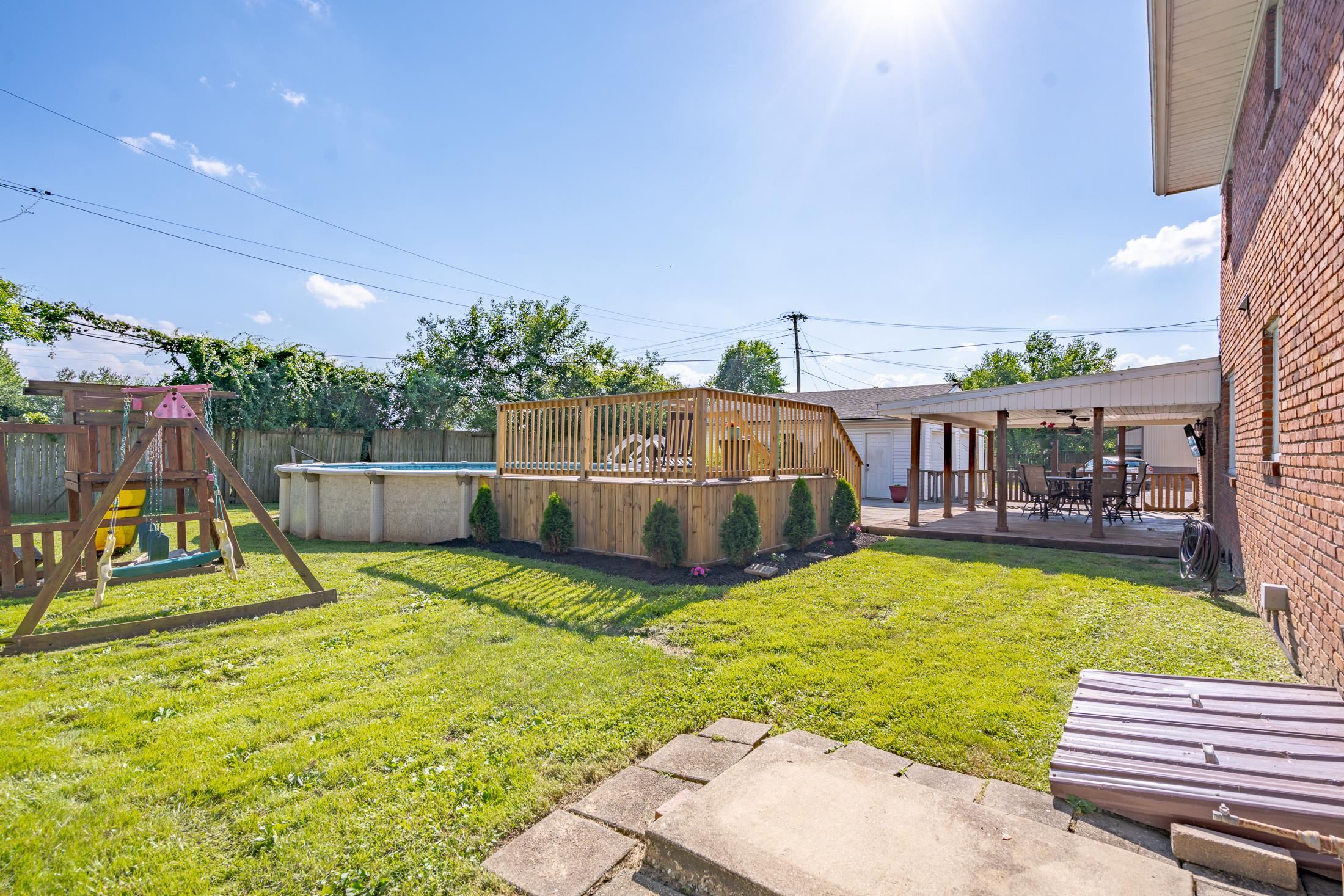 1646 Springdale Drive, Owensboro, Kentucky 42301, 5 Bedrooms Bedrooms, ,2 BathroomsBathrooms,Single Family Residence,For Sale,Springdale Drive,89811