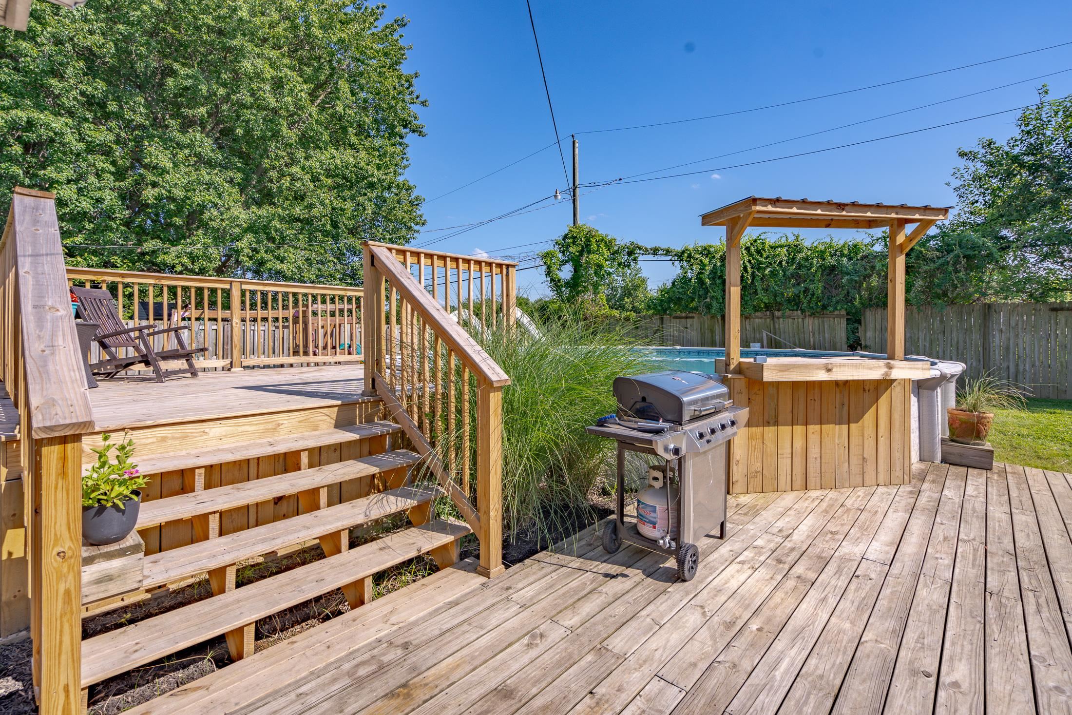 1646 Springdale Drive, Owensboro, Kentucky 42301, 5 Bedrooms Bedrooms, ,2 BathroomsBathrooms,Single Family Residence,For Sale,Springdale Drive,89811