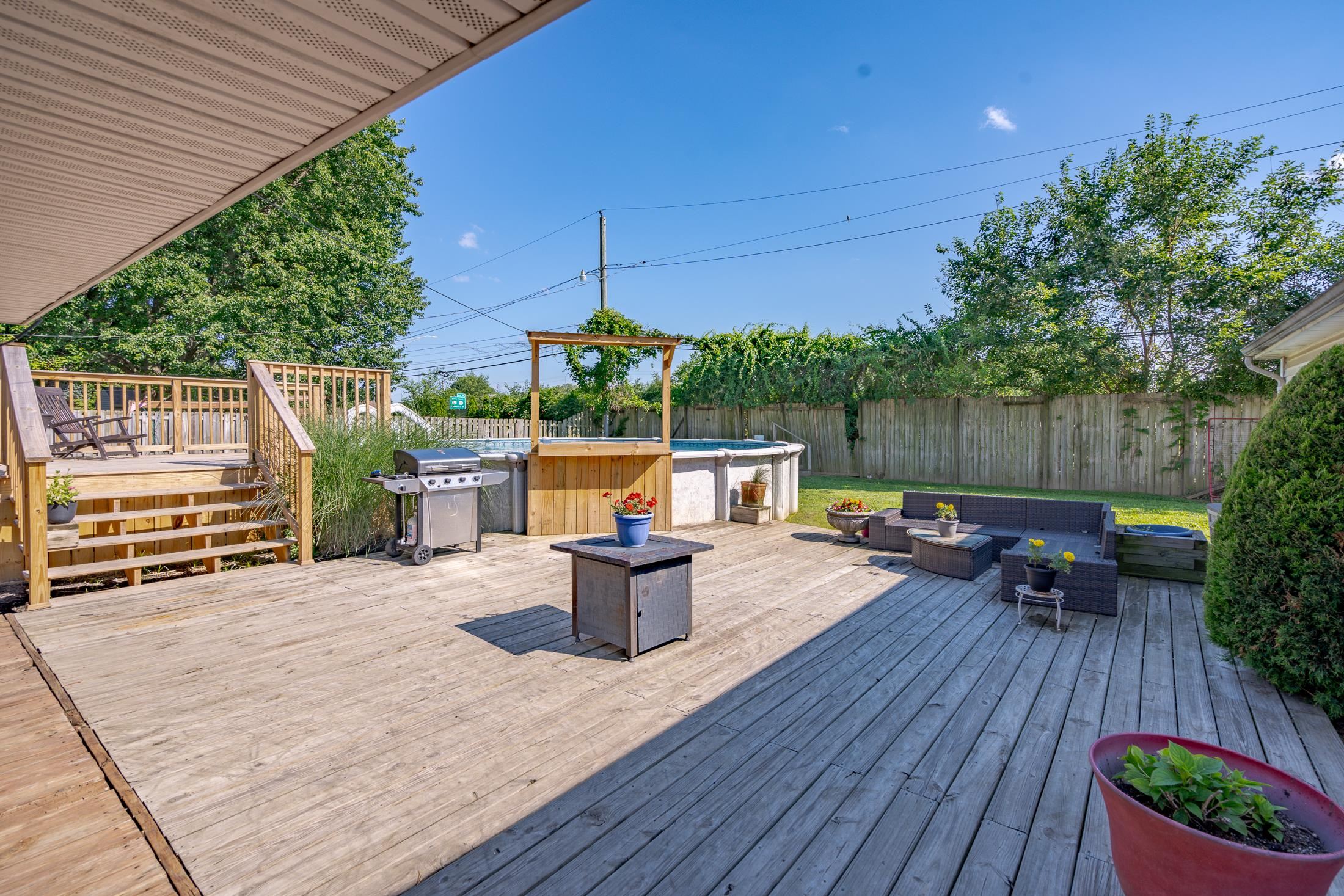 1646 Springdale Drive, Owensboro, Kentucky 42301, 5 Bedrooms Bedrooms, ,2 BathroomsBathrooms,Single Family Residence,For Sale,Springdale Drive,89811