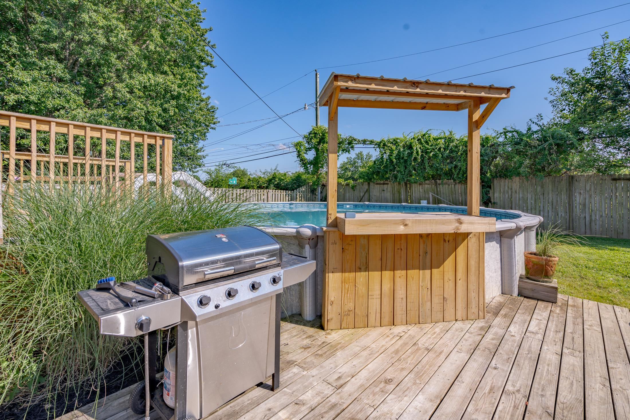 1646 Springdale Drive, Owensboro, Kentucky 42301, 5 Bedrooms Bedrooms, ,2 BathroomsBathrooms,Single Family Residence,For Sale,Springdale Drive,89811