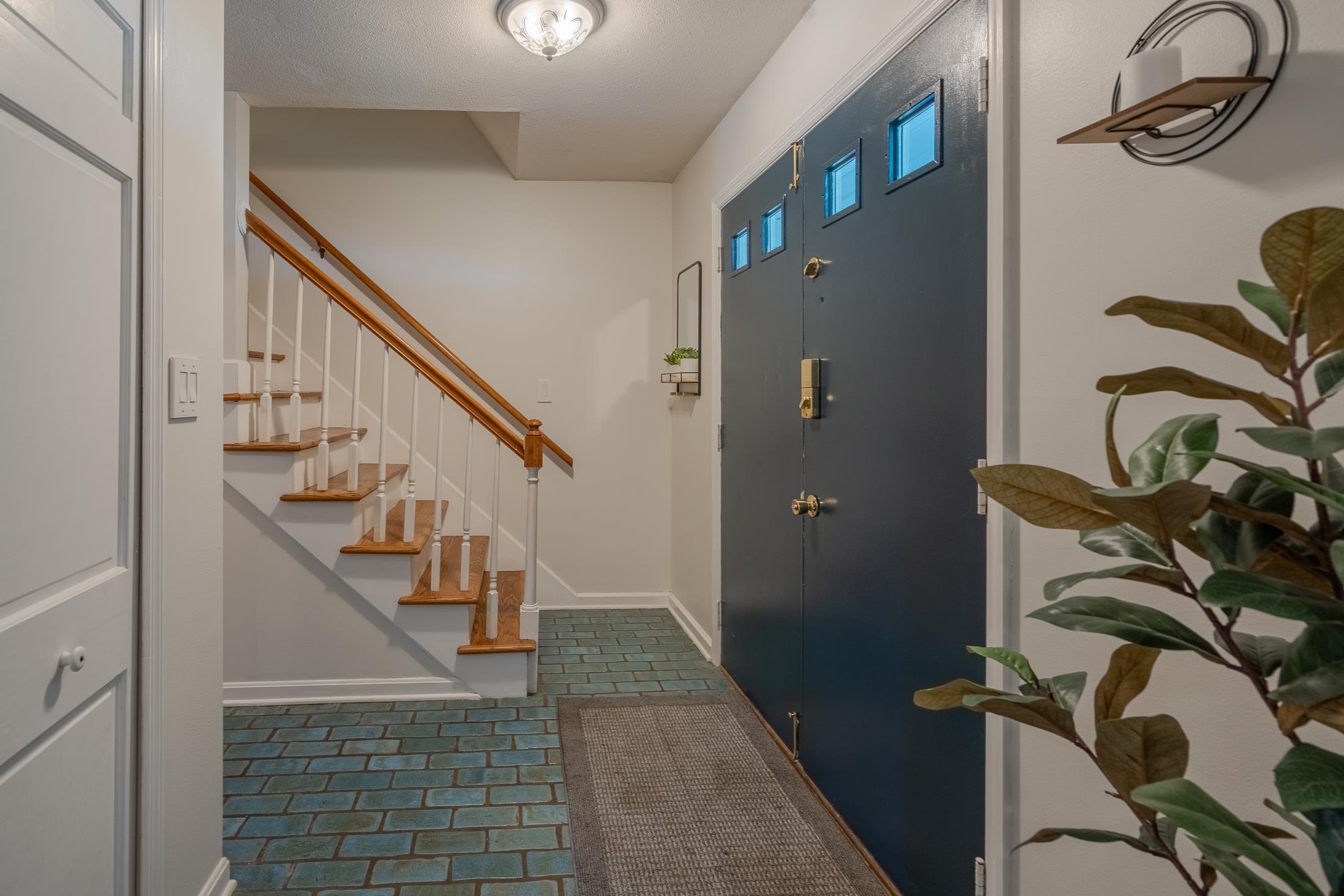 1646 Springdale Drive, Owensboro, Kentucky 42301, 5 Bedrooms Bedrooms, ,2 BathroomsBathrooms,Single Family Residence,For Sale,Springdale Drive,89811