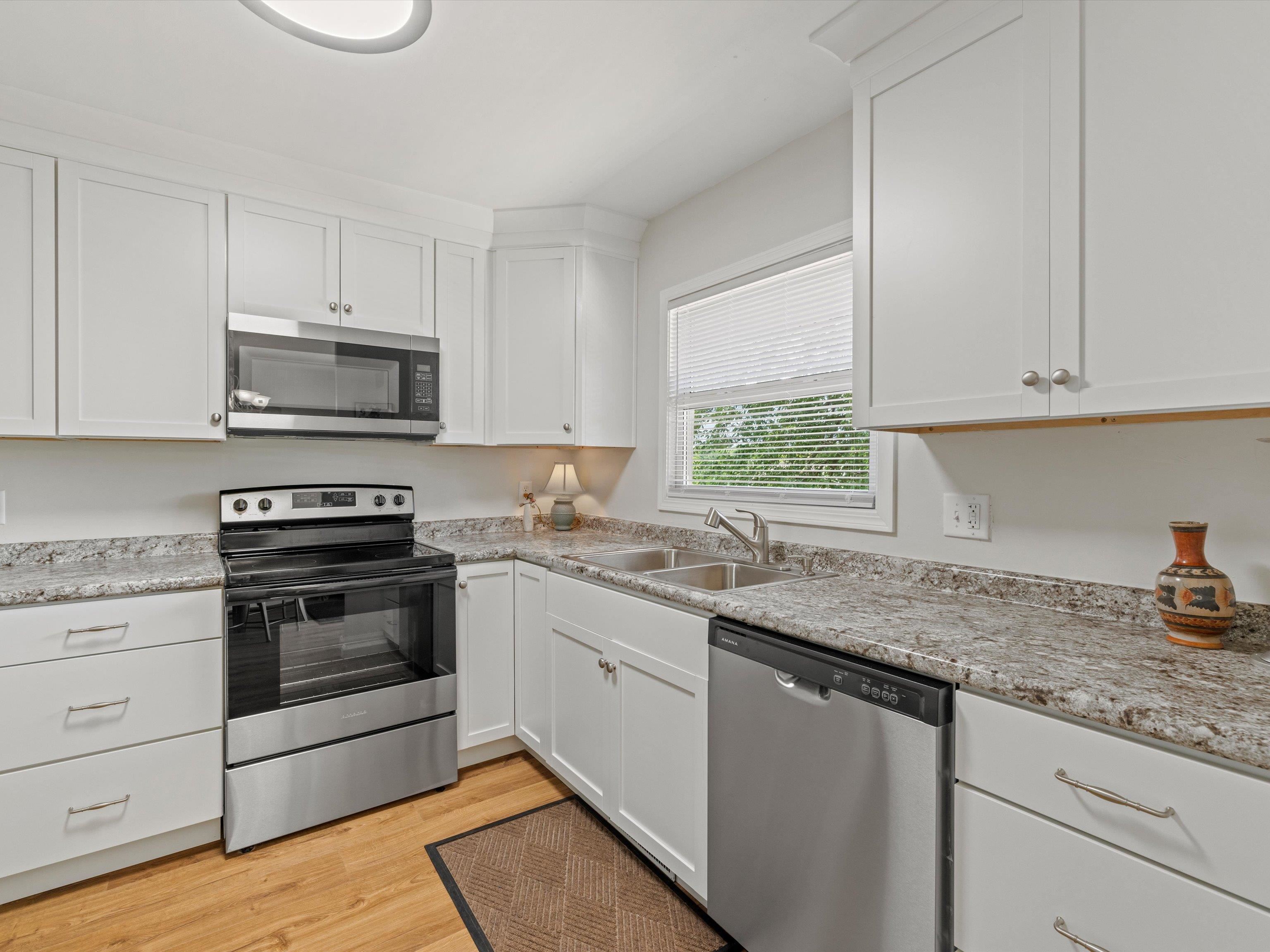 1808 Mt Vernon Drive, Owensboro, Kentucky 42303, 4 Bedrooms Bedrooms, ,2 BathroomsBathrooms,Single Family Residence,For Sale,Mt Vernon Drive,89812