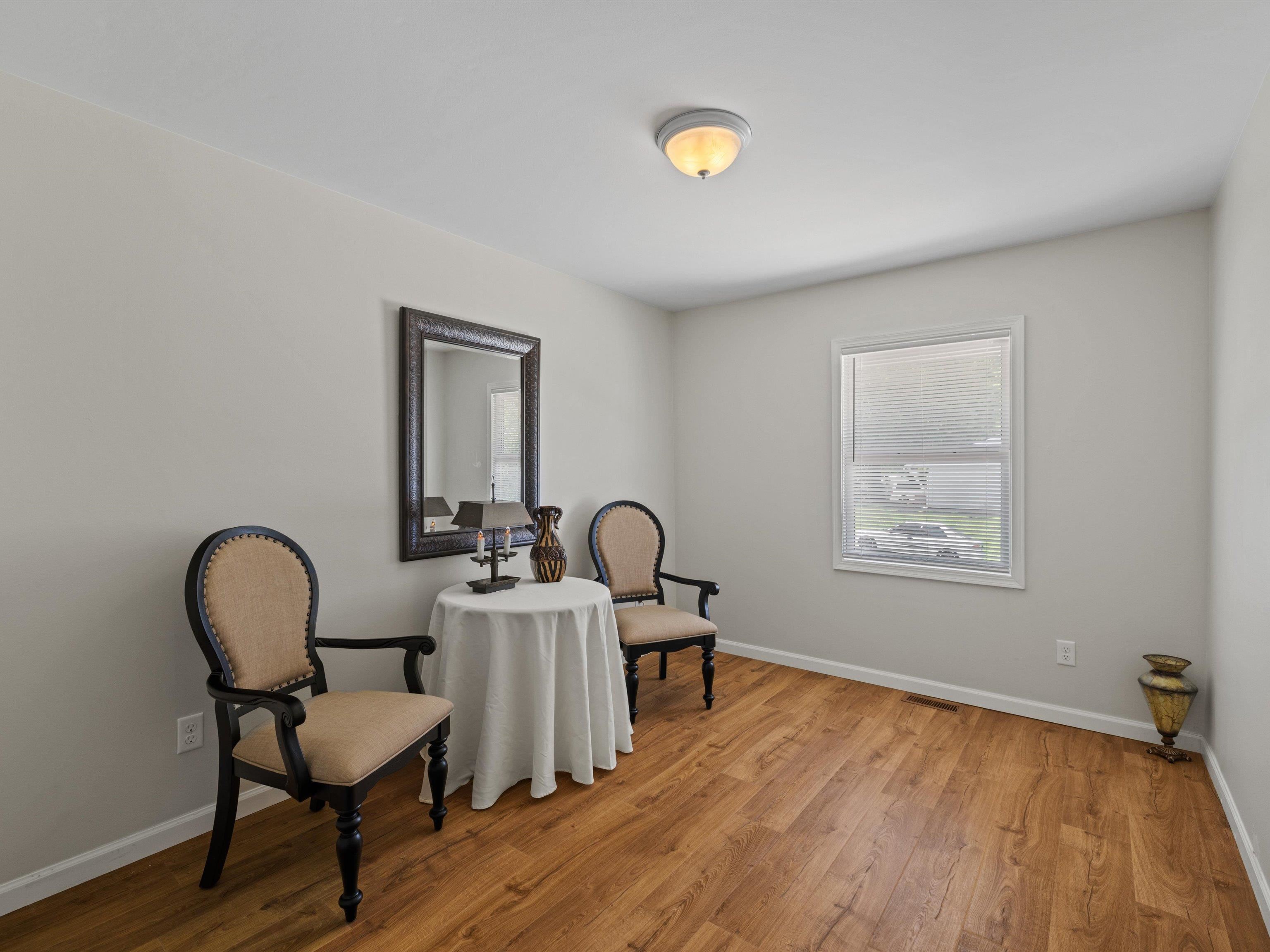 1808 Mt Vernon Drive, Owensboro, Kentucky 42303, 4 Bedrooms Bedrooms, ,2 BathroomsBathrooms,Single Family Residence,For Sale,Mt Vernon Drive,89812