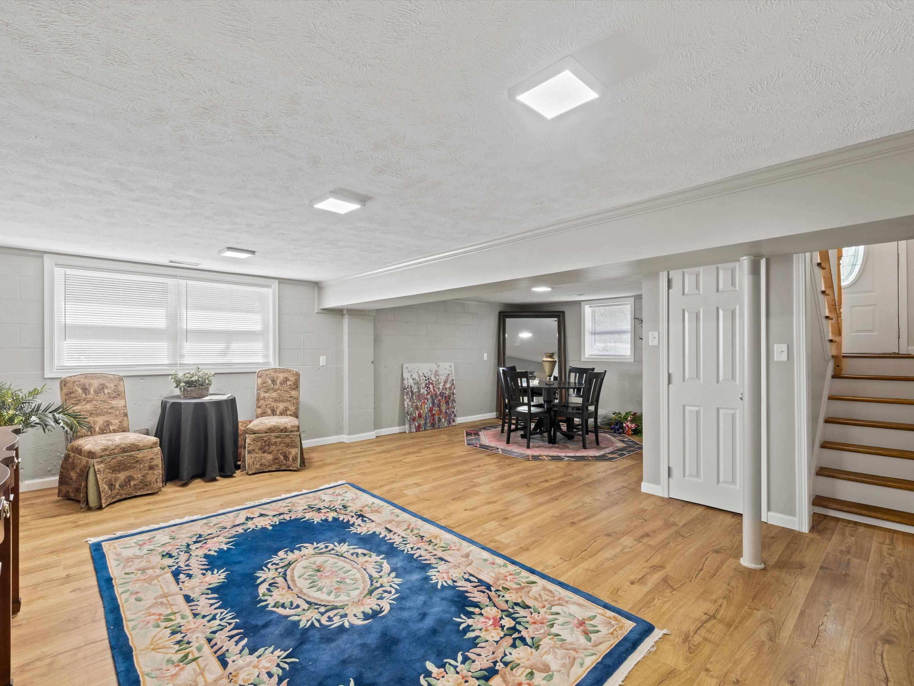 1808 Mt Vernon Drive, Owensboro, Kentucky 42303, 4 Bedrooms Bedrooms, ,2 BathroomsBathrooms,Single Family Residence,For Sale,Mt Vernon Drive,89812