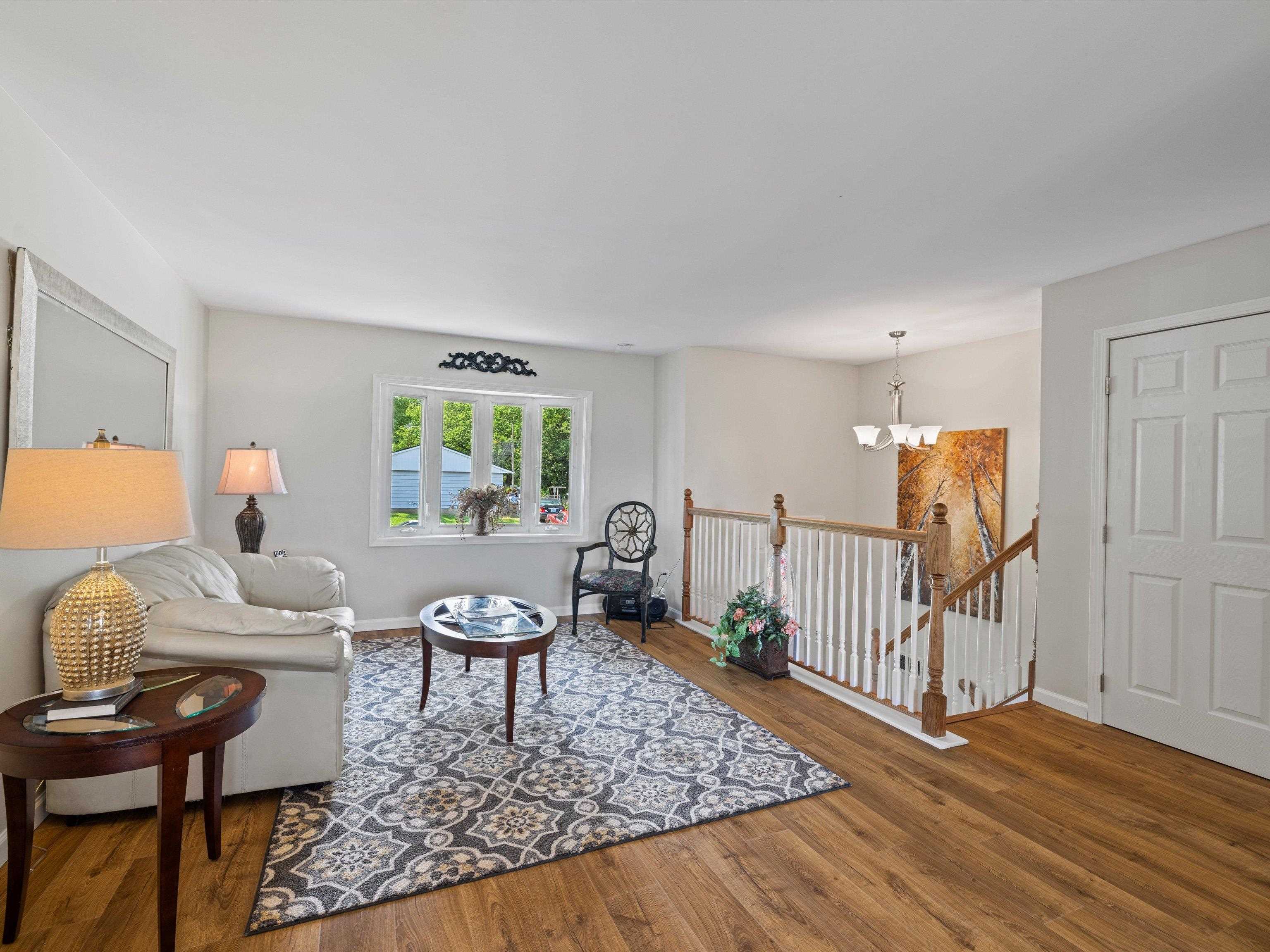 1808 Mt Vernon Drive, Owensboro, Kentucky 42303, 4 Bedrooms Bedrooms, ,2 BathroomsBathrooms,Single Family Residence,For Sale,Mt Vernon Drive,89812