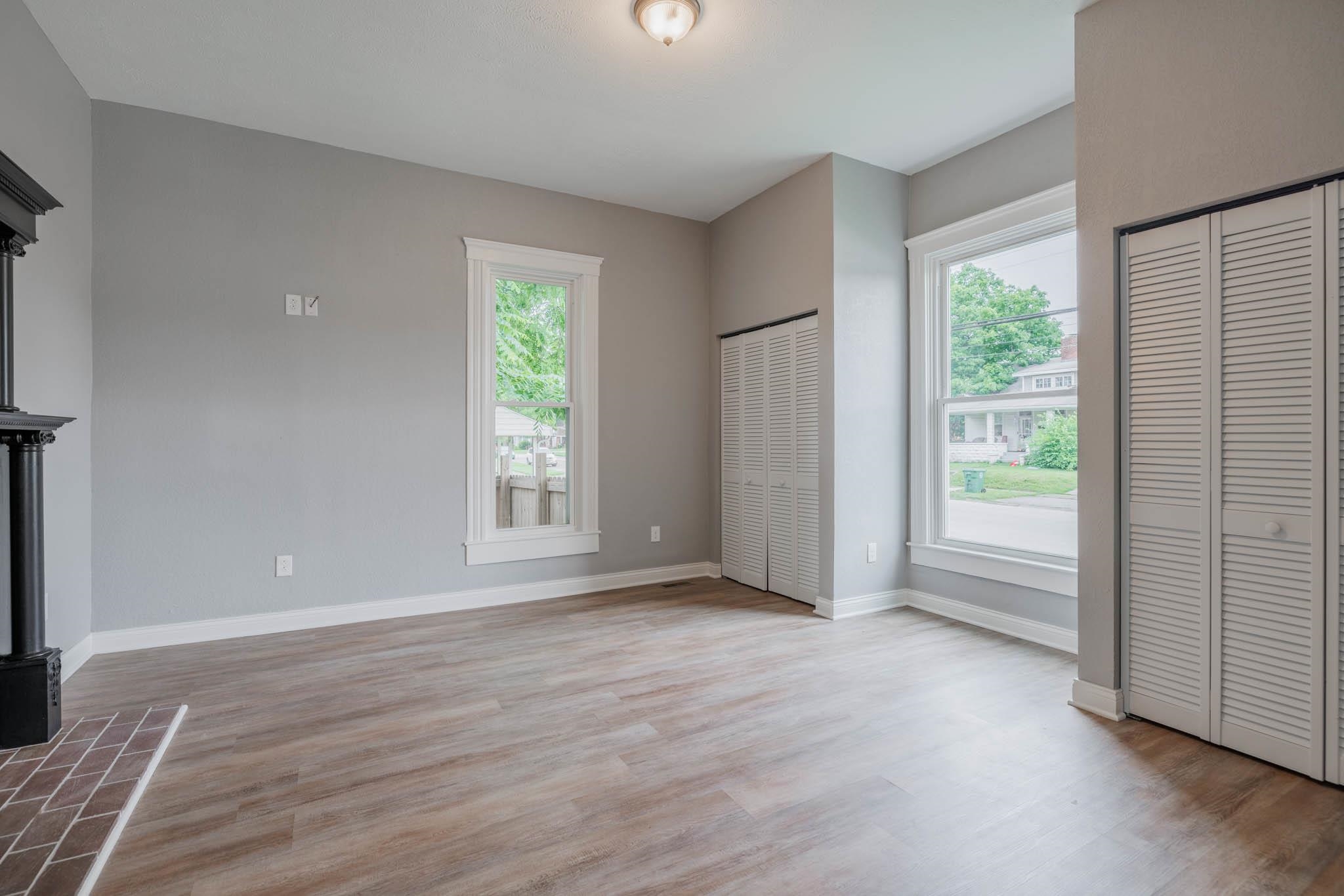 904 12th Street, Owensboro, Kentucky 42301, 2 Bedrooms Bedrooms, ,1 BathroomBathrooms,Single Family Residence,For Sale,12th Street,89813