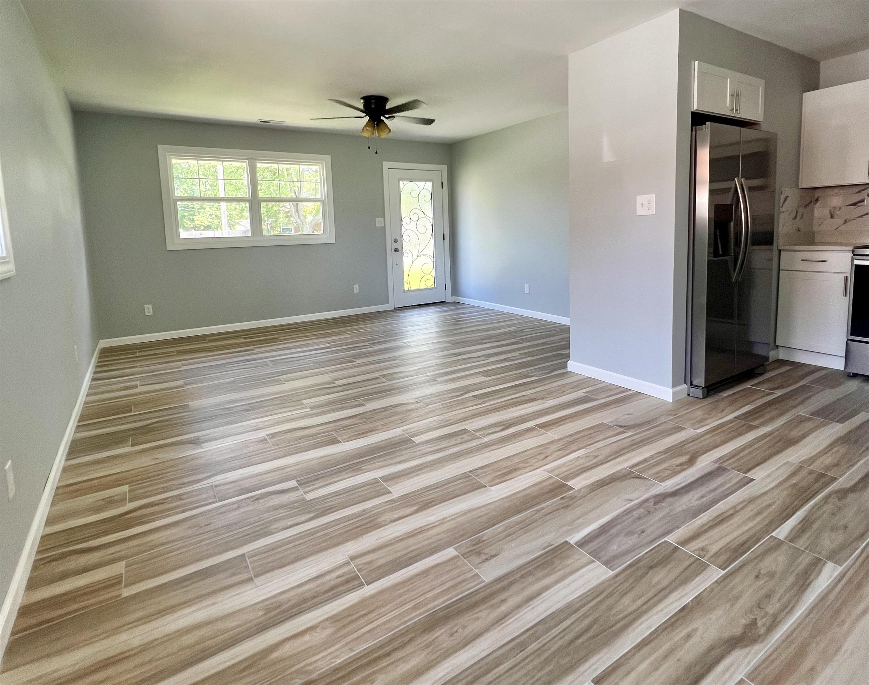 3818 Longfellow Drive, Owensboro, Kentucky 42303, 3 Bedrooms Bedrooms, ,2 BathroomsBathrooms,Single Family Residence,For Sale,Longfellow Drive,89816