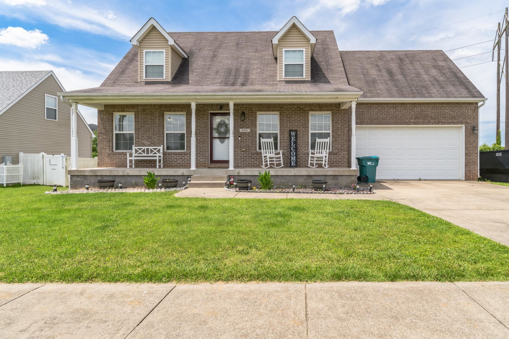 4991 Woodland Dr, Radcliff, Kentucky 40160, 4 Bedrooms Bedrooms, ,3 BathroomsBathrooms,Single Family Residence,For Sale,Woodland Dr,89817