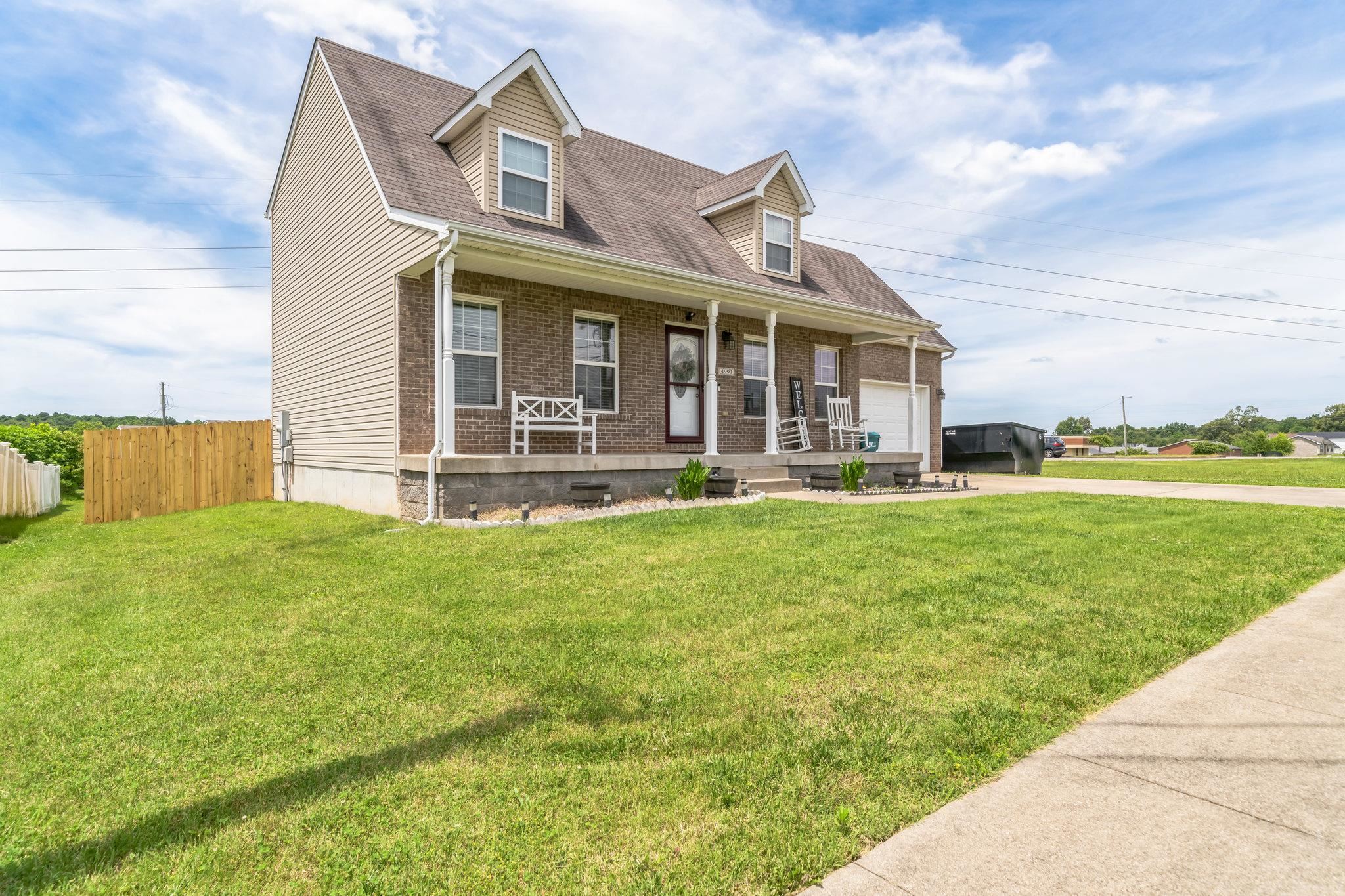 4991 Woodland Dr, Radcliff, Kentucky 40160, 4 Bedrooms Bedrooms, ,3 BathroomsBathrooms,Single Family Residence,For Sale,Woodland Dr,89817