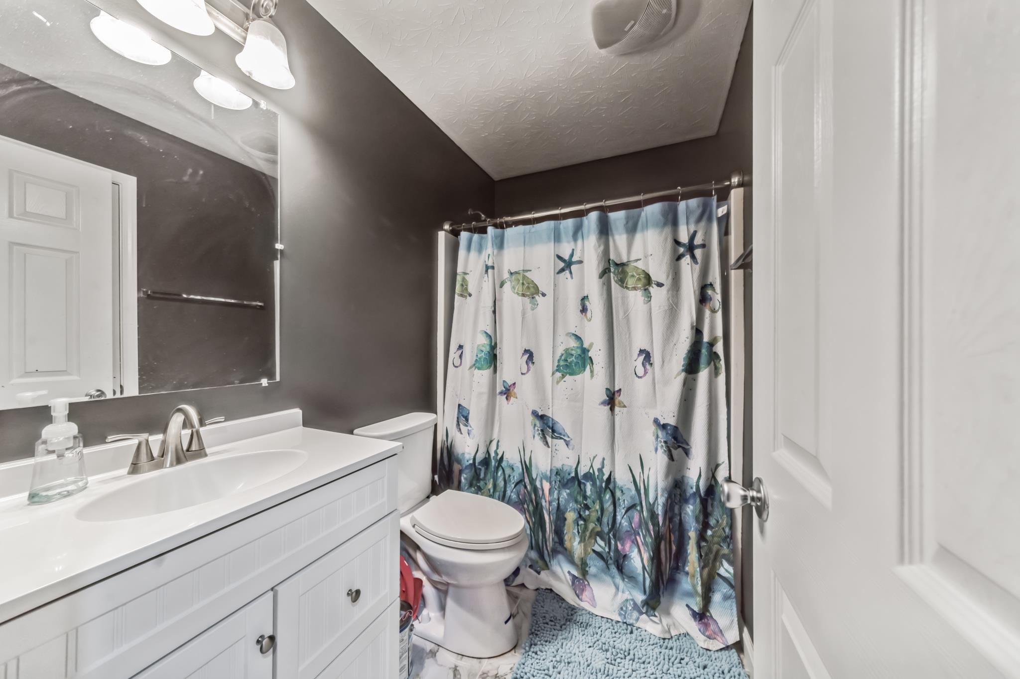 4991 Woodland Dr, Radcliff, Kentucky 40160, 4 Bedrooms Bedrooms, ,3 BathroomsBathrooms,Single Family Residence,For Sale,Woodland Dr,89817