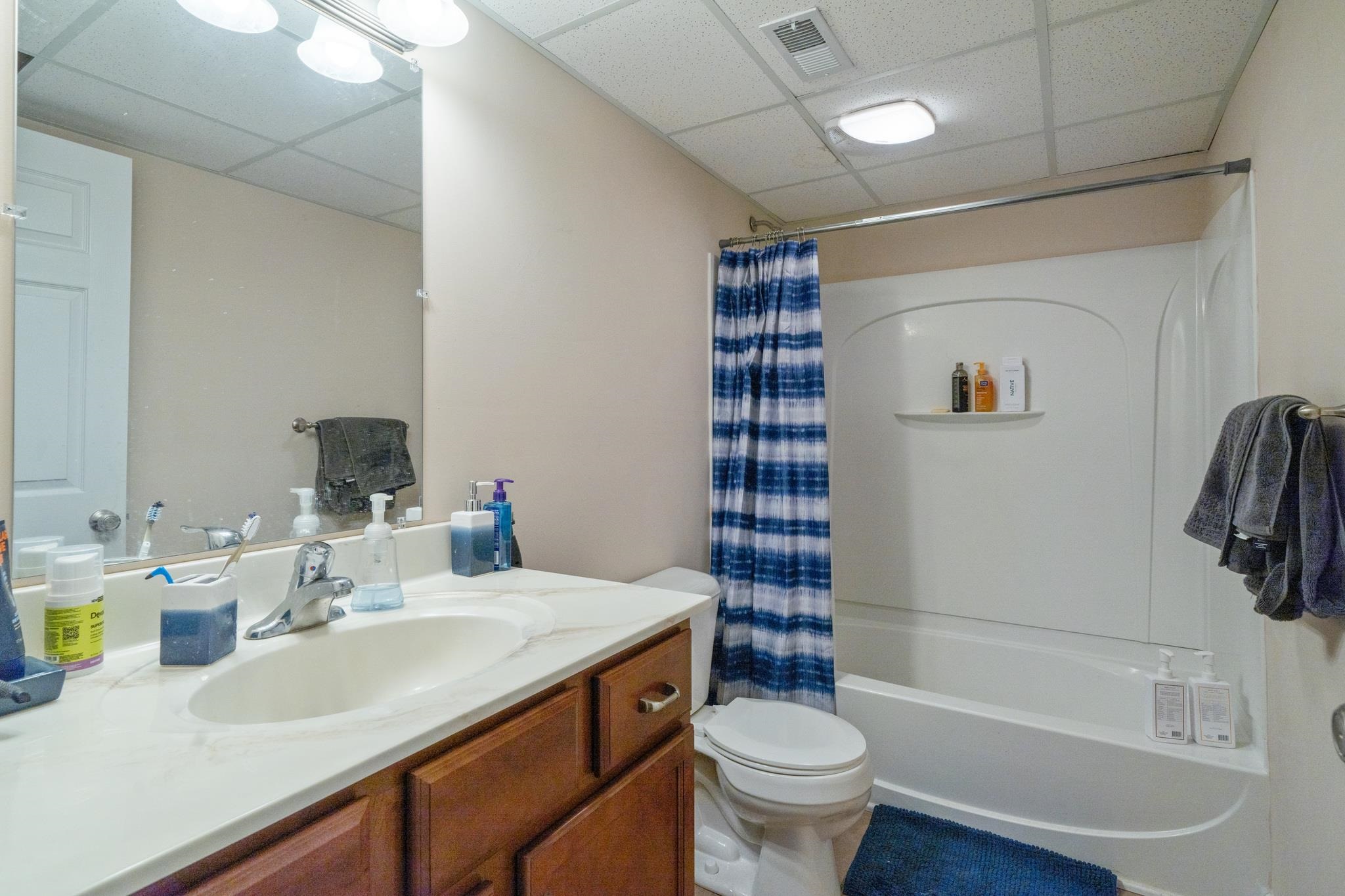 4991 Woodland Dr, Radcliff, Kentucky 40160, 4 Bedrooms Bedrooms, ,3 BathroomsBathrooms,Single Family Residence,For Sale,Woodland Dr,89817
