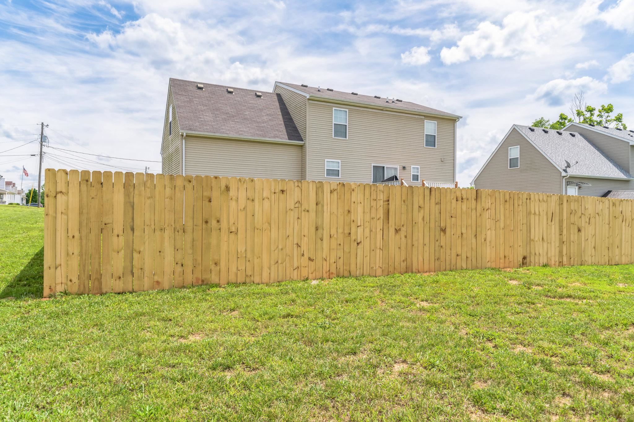 4991 Woodland Dr, Radcliff, Kentucky 40160, 4 Bedrooms Bedrooms, ,3 BathroomsBathrooms,Single Family Residence,For Sale,Woodland Dr,89817