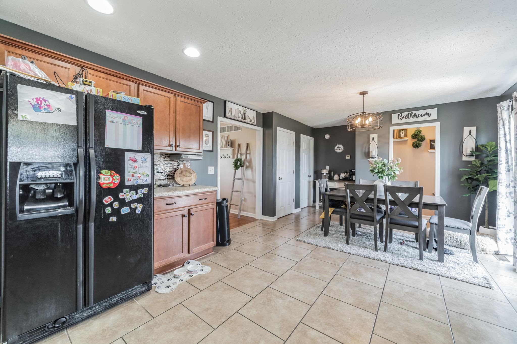 4991 Woodland Dr, Radcliff, Kentucky 40160, 4 Bedrooms Bedrooms, ,3 BathroomsBathrooms,Single Family Residence,For Sale,Woodland Dr,89817