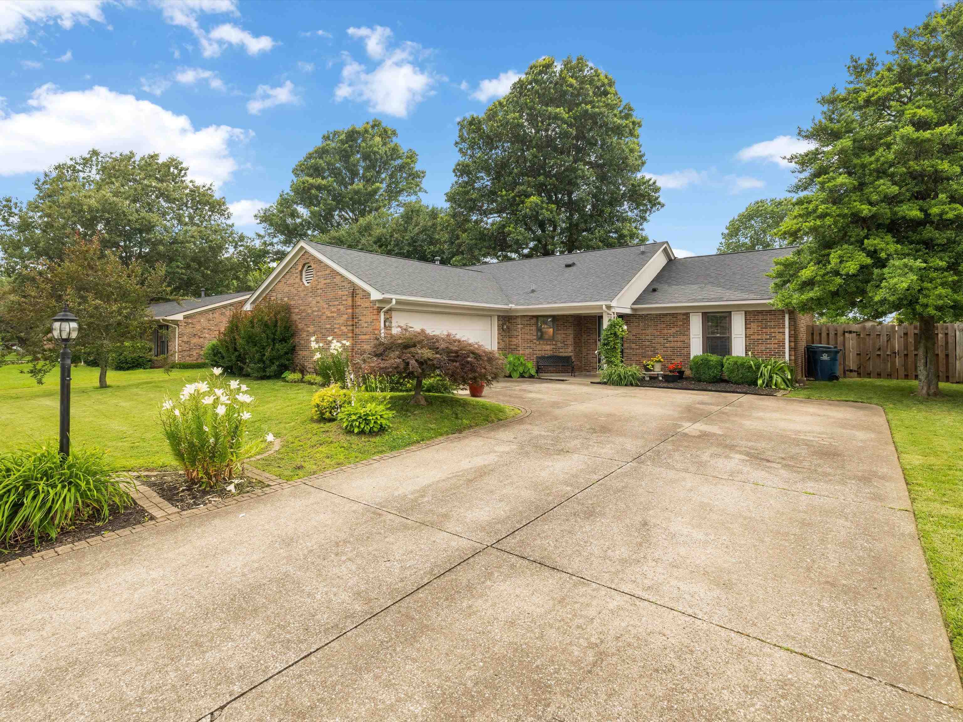 3419 Man O War Loop S, Owensboro, Kentucky 42303, 3 Bedrooms Bedrooms, ,2 BathroomsBathrooms,Single Family Residence,For Sale,Man O War Loop S,89820