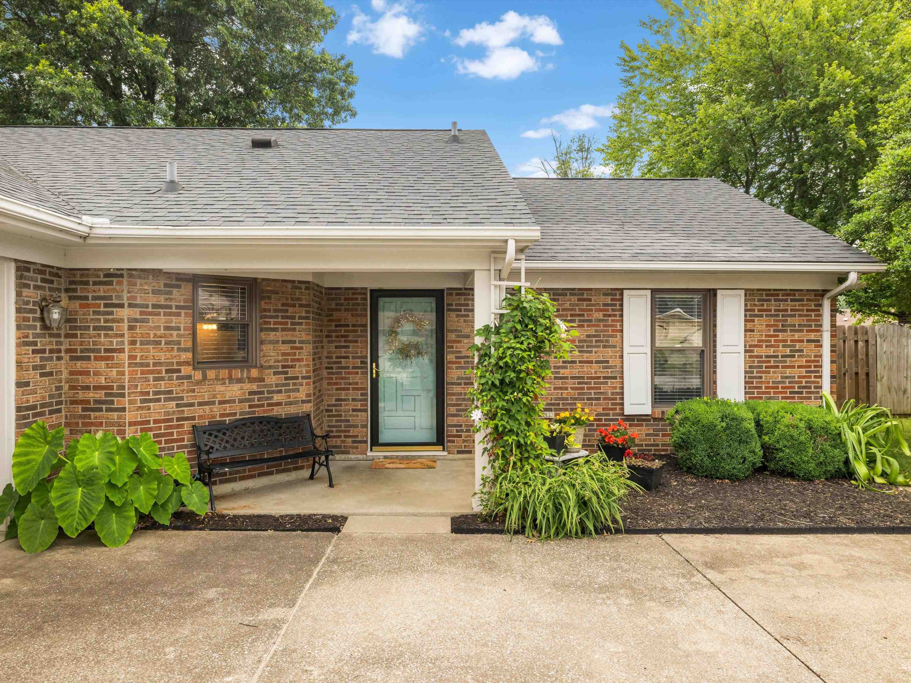 3419 Man O War Loop S, Owensboro, Kentucky 42303, 3 Bedrooms Bedrooms, ,2 BathroomsBathrooms,Single Family Residence,For Sale,Man O War Loop S,89820