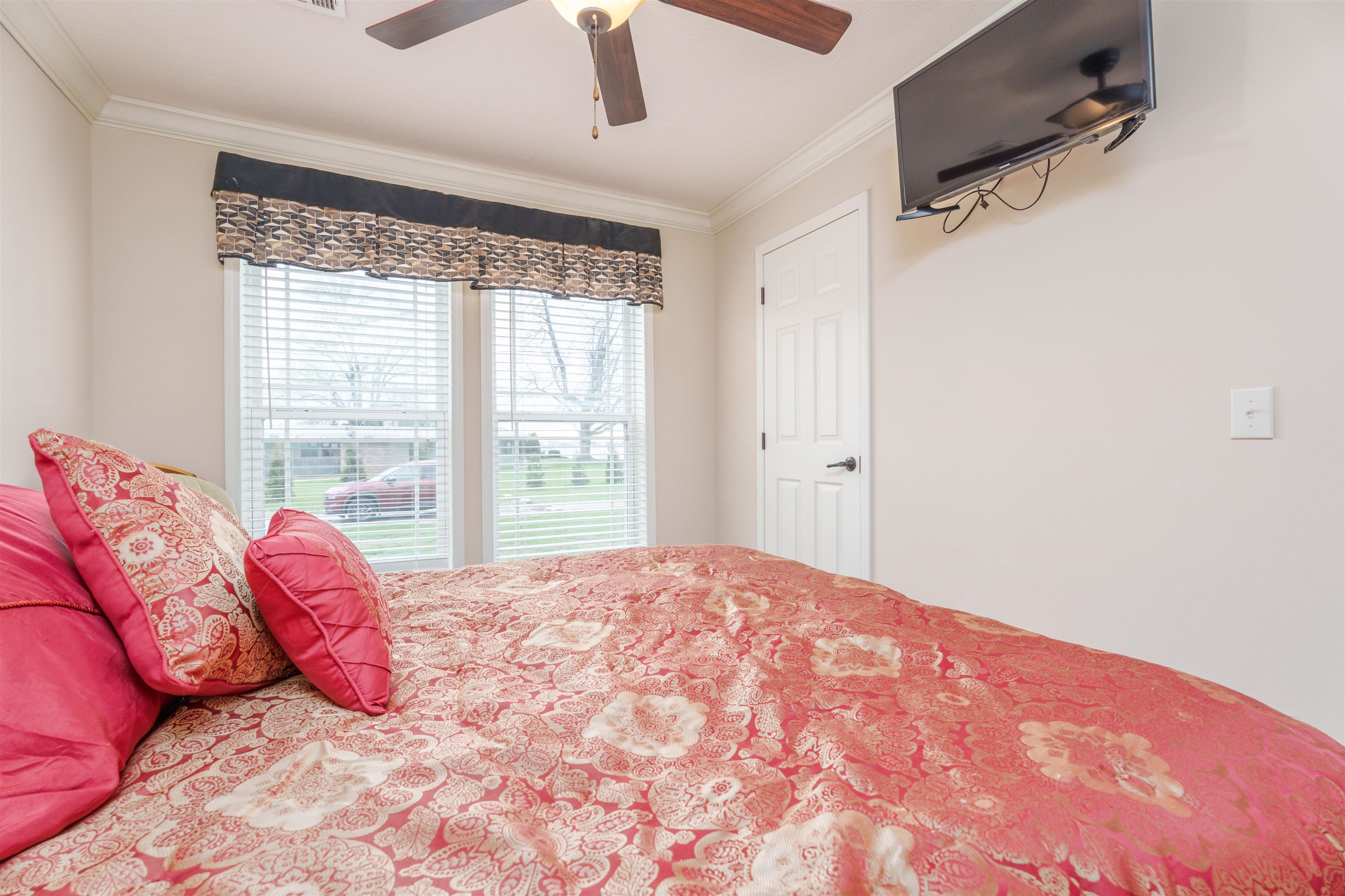 209 Hubert Court, Owensboro, Kentucky 42303, 3 Bedrooms Bedrooms, ,2 BathroomsBathrooms,Single Family Residence,For Sale,Hubert Court,89822